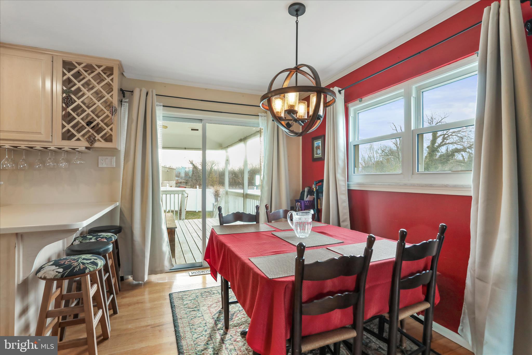 FOREST HILLS - Residential