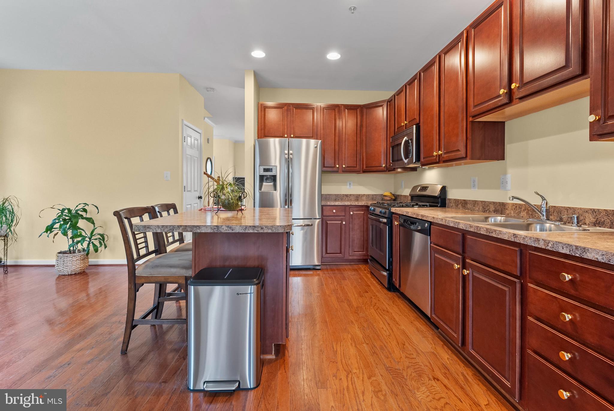 ASHBY PLACE II - Residential