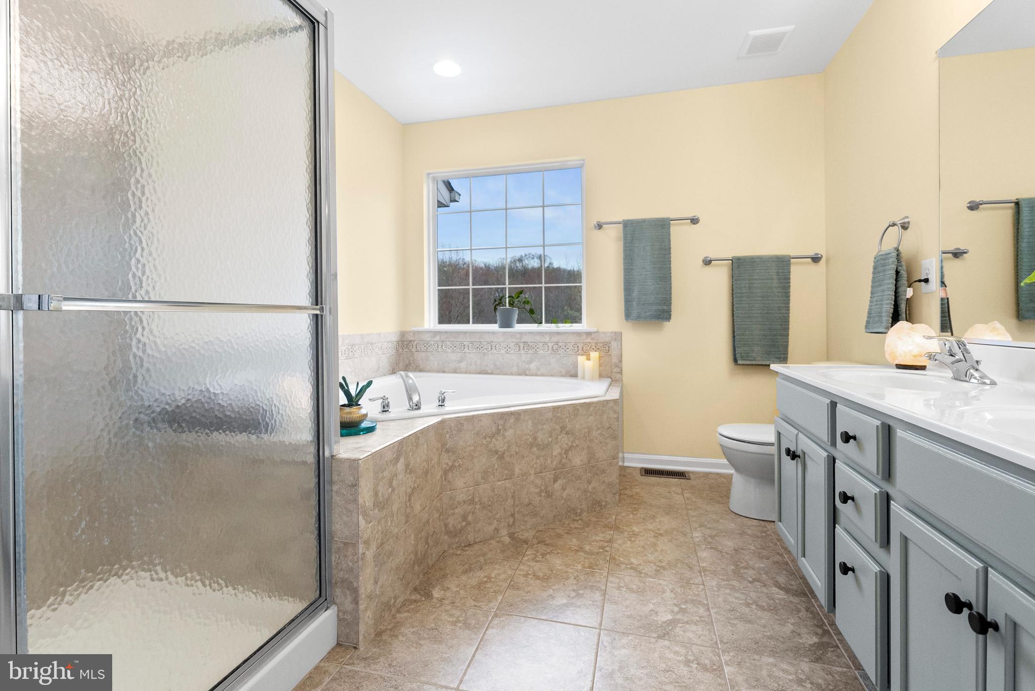 ASHBY PLACE II - Residential