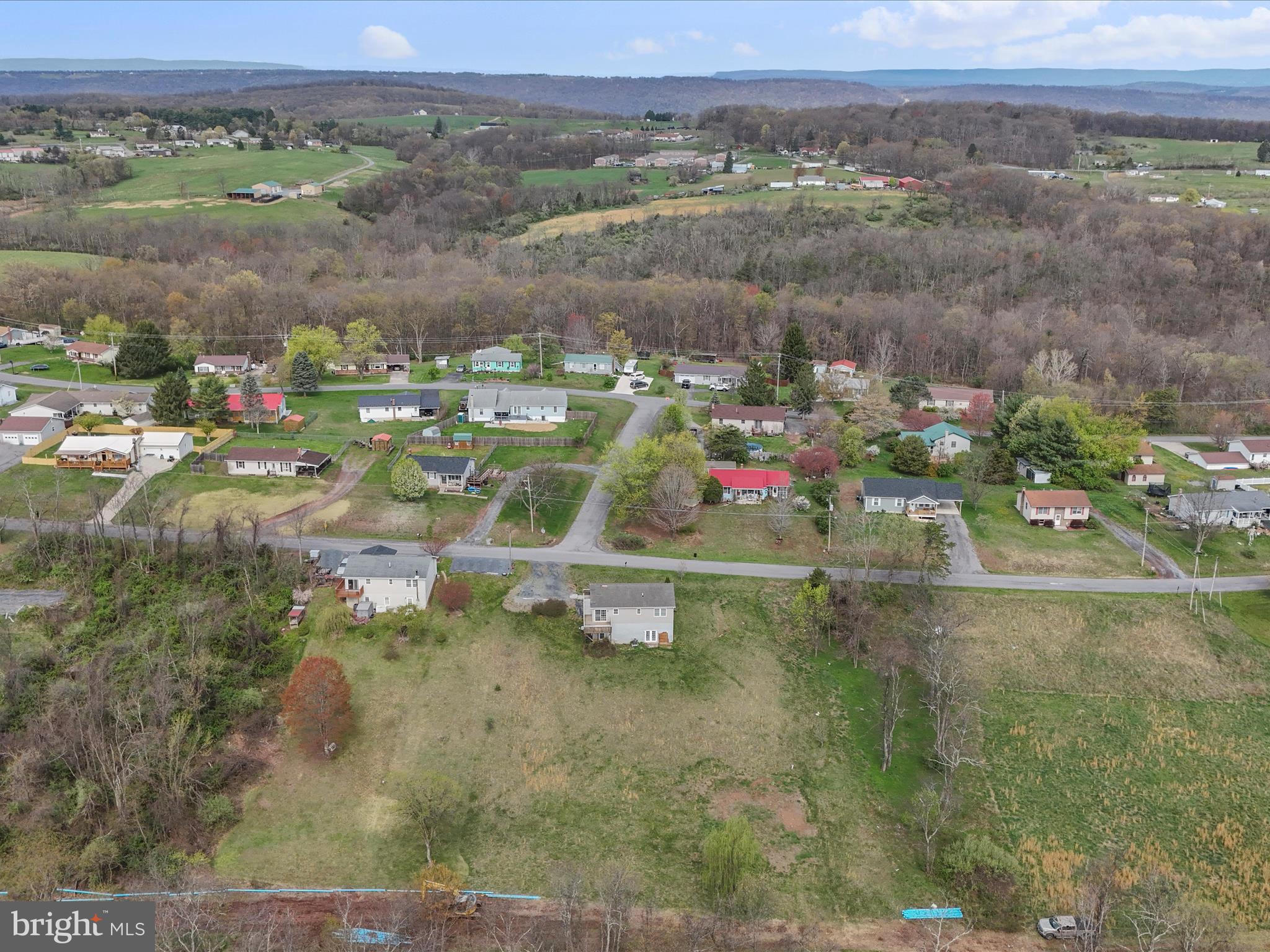 SUNRISE SUMMIT - Residential