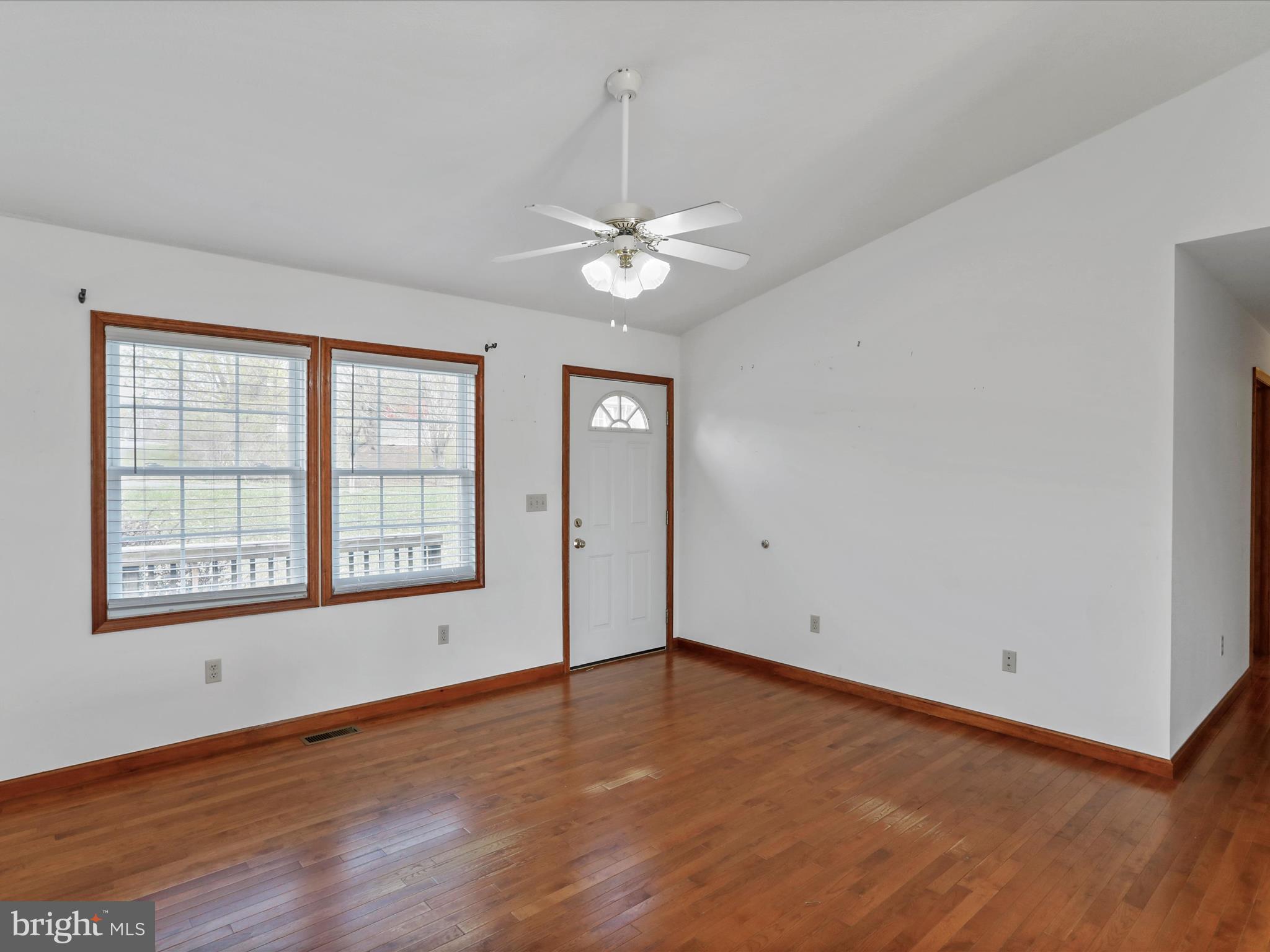 SUNRISE SUMMIT - Residential