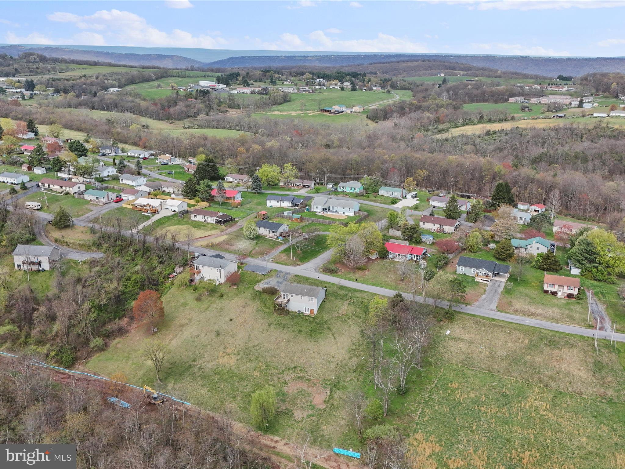 SUNRISE SUMMIT - Residential