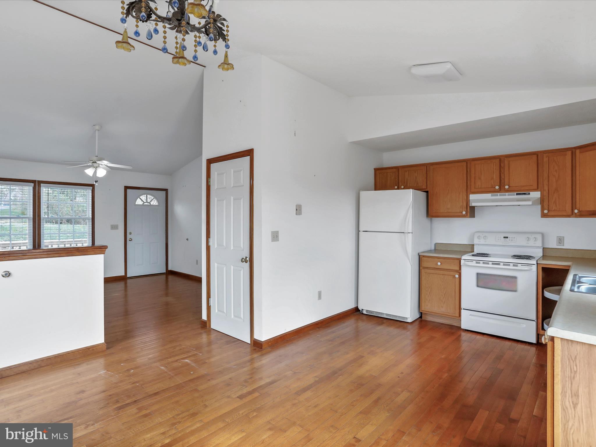 SUNRISE SUMMIT - Residential