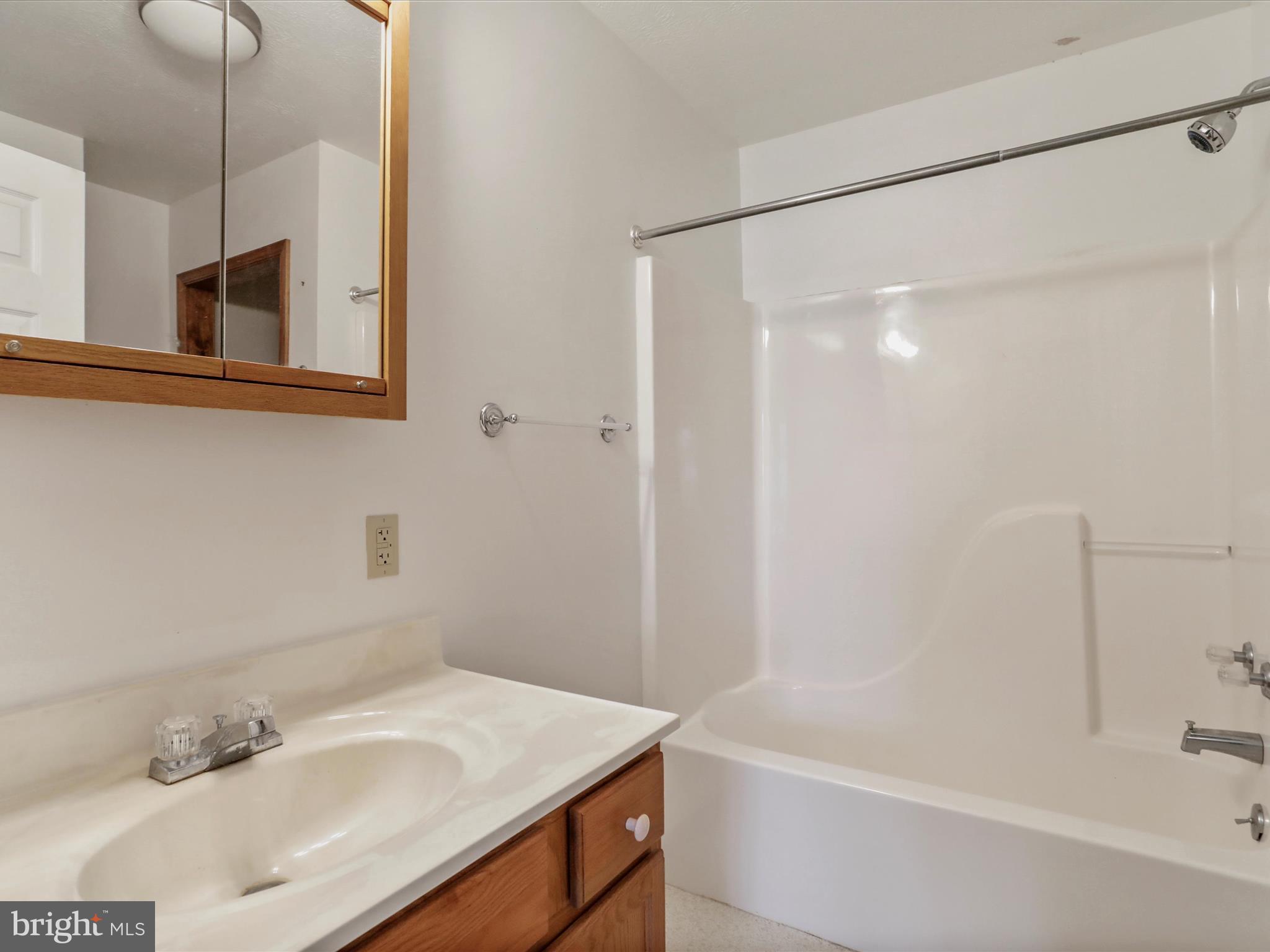 SUNRISE SUMMIT - Residential