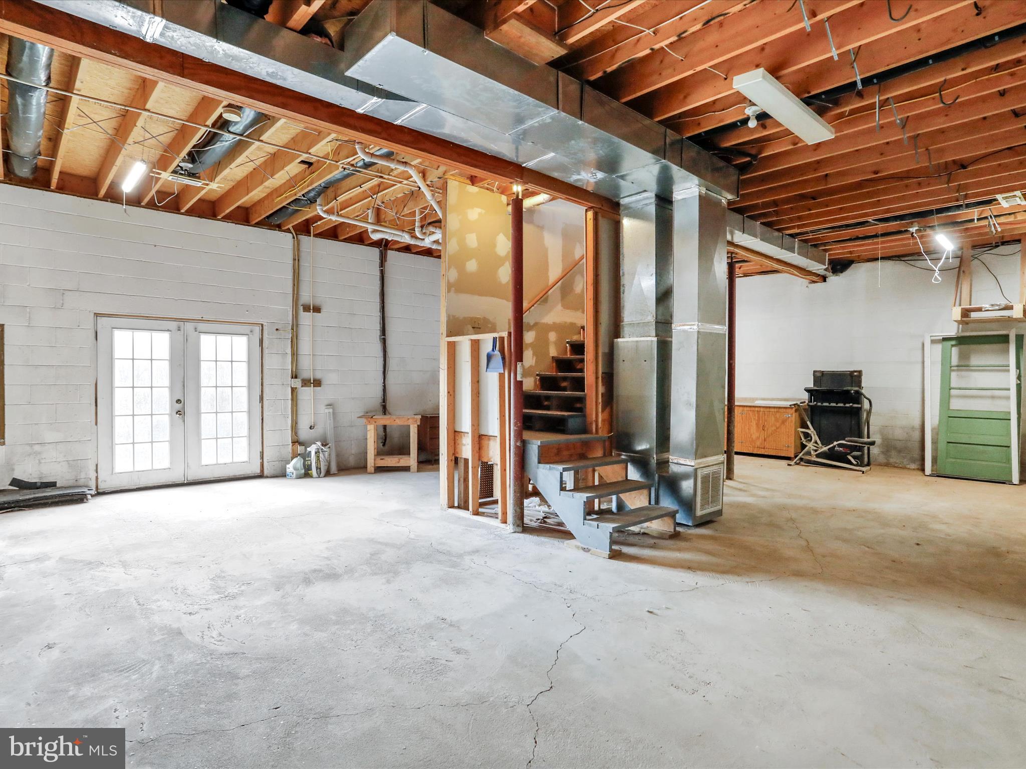 SUNRISE SUMMIT - Residential