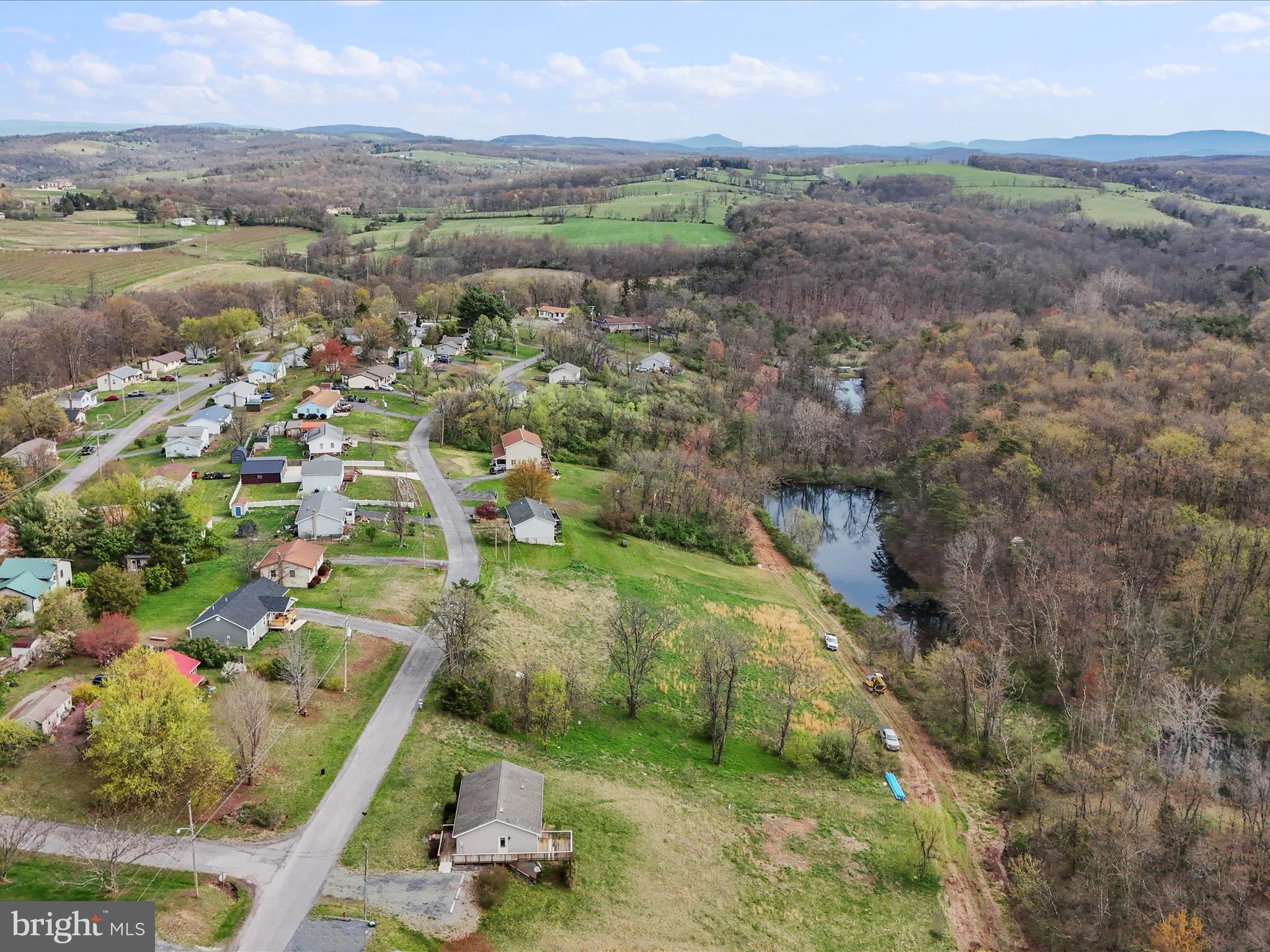 SUNRISE SUMMIT - Residential