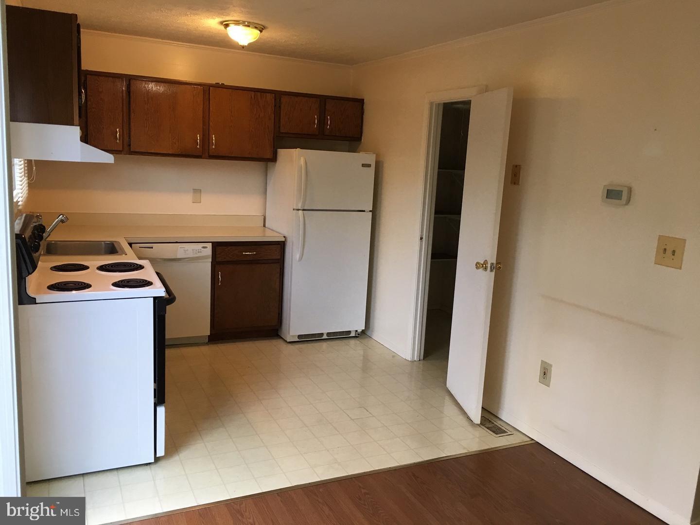 GREENS OF WESTMINSTER - Residential Lease