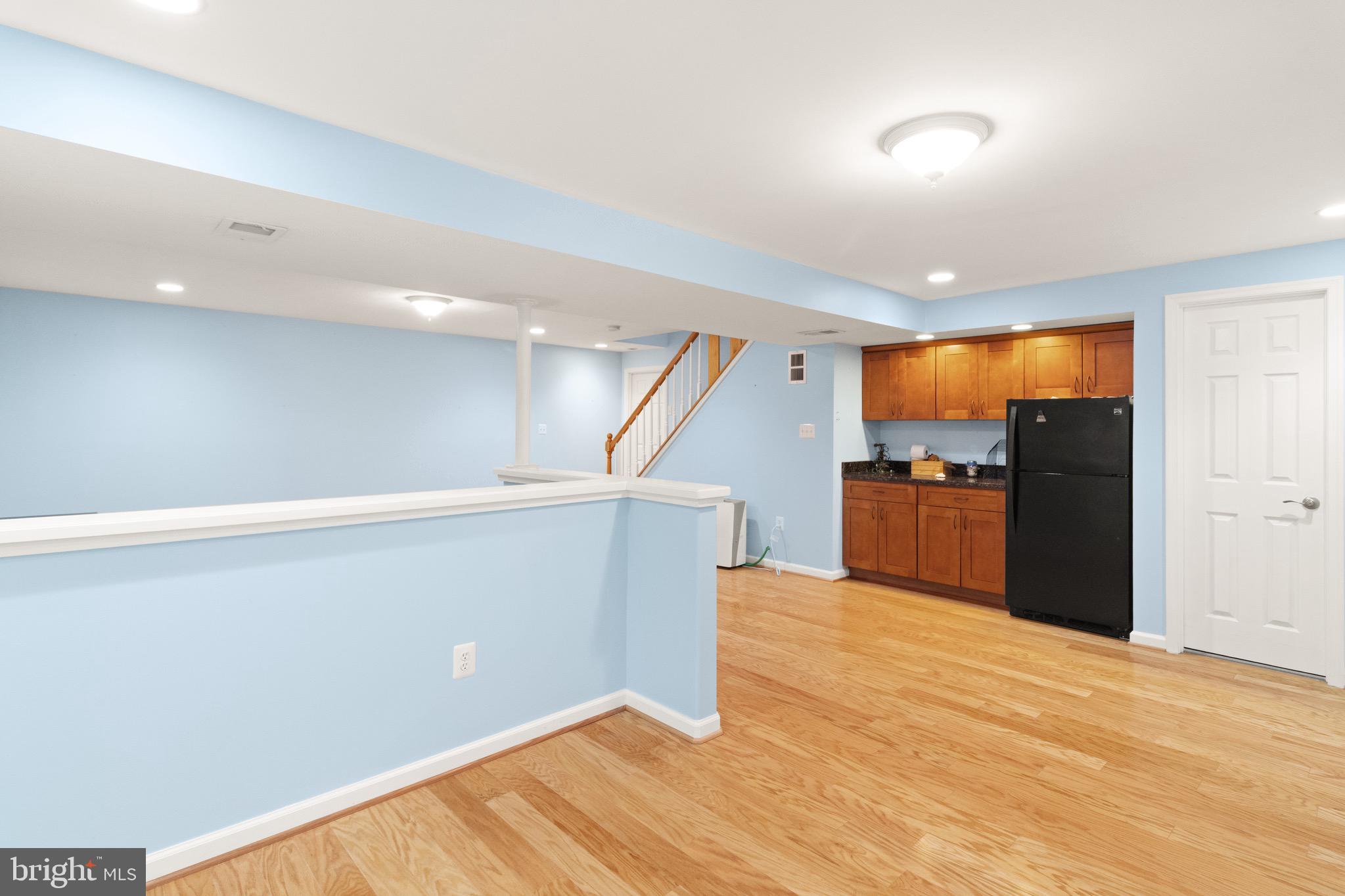 SOUTHPORT - Residential