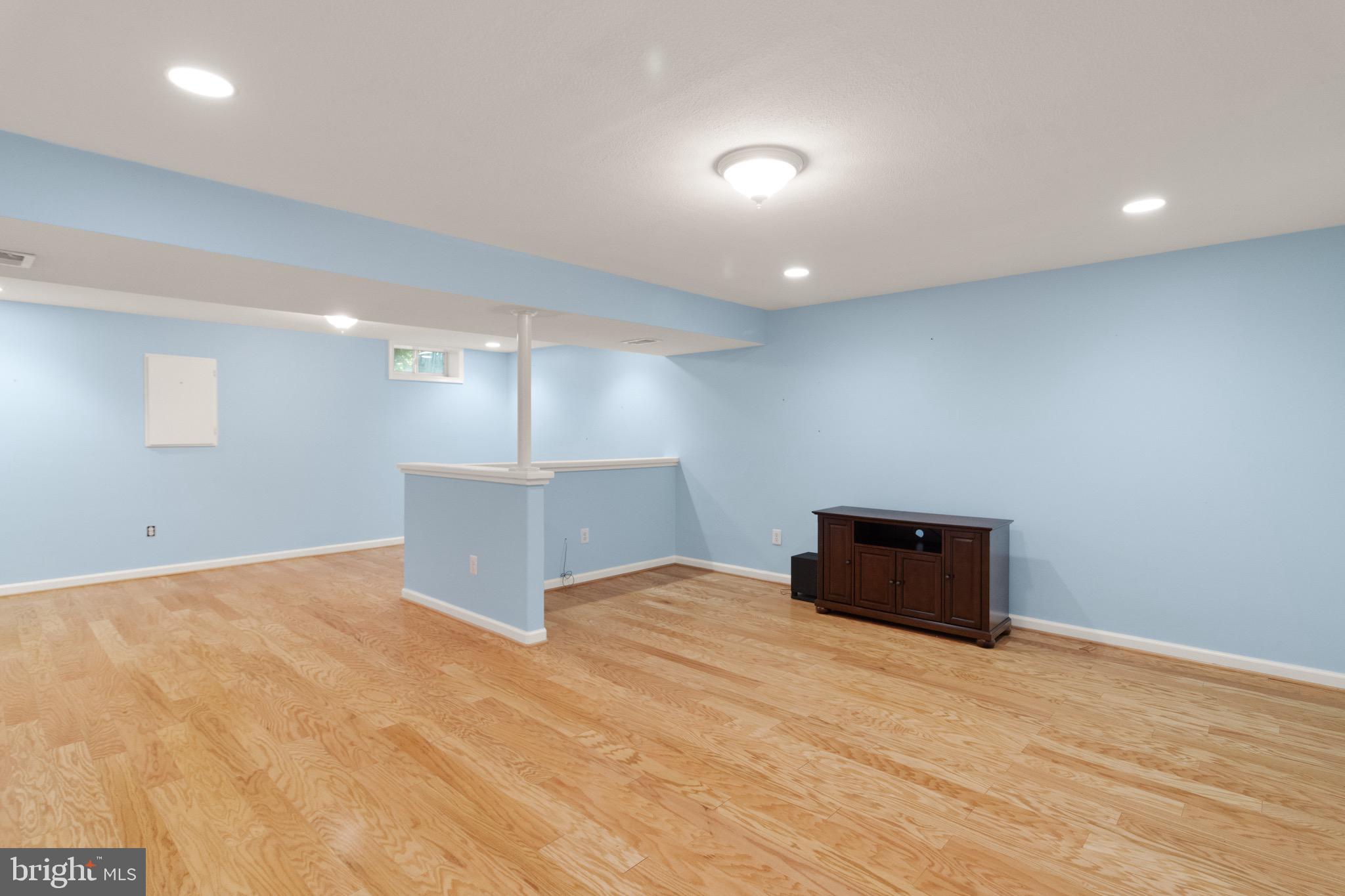 SOUTHPORT - Residential