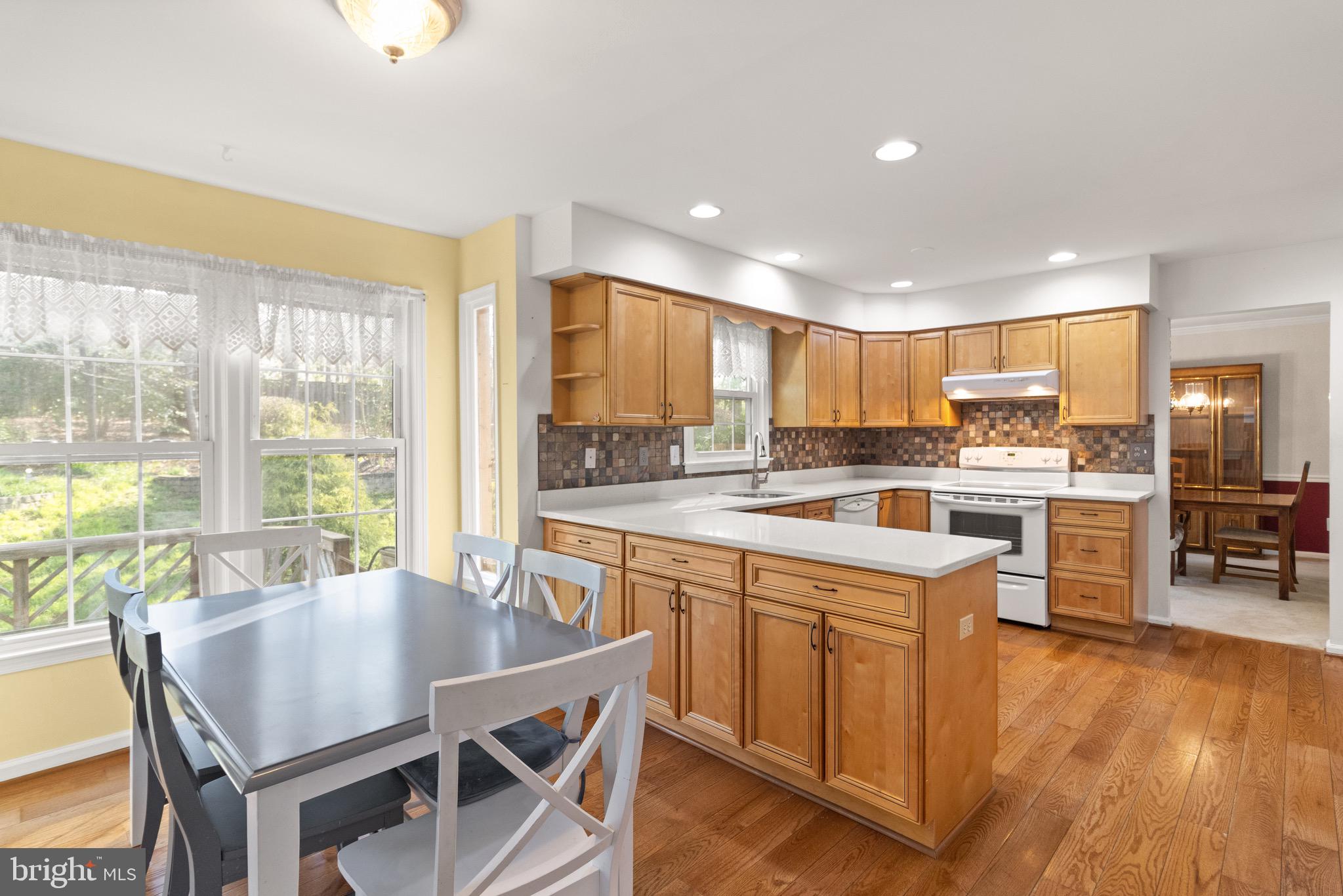 SOUTHPORT - Residential