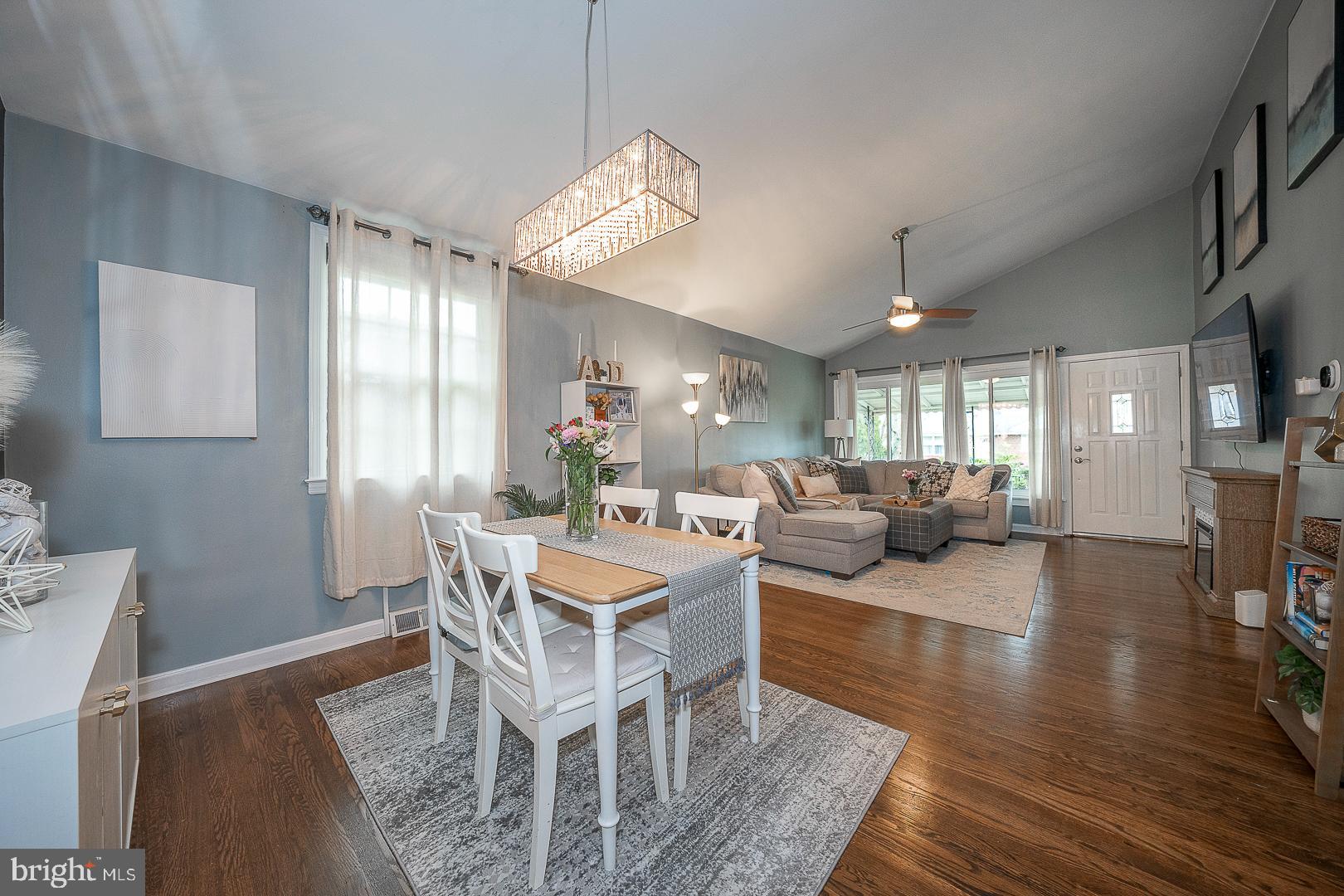 VALLEY VIEW - Residential