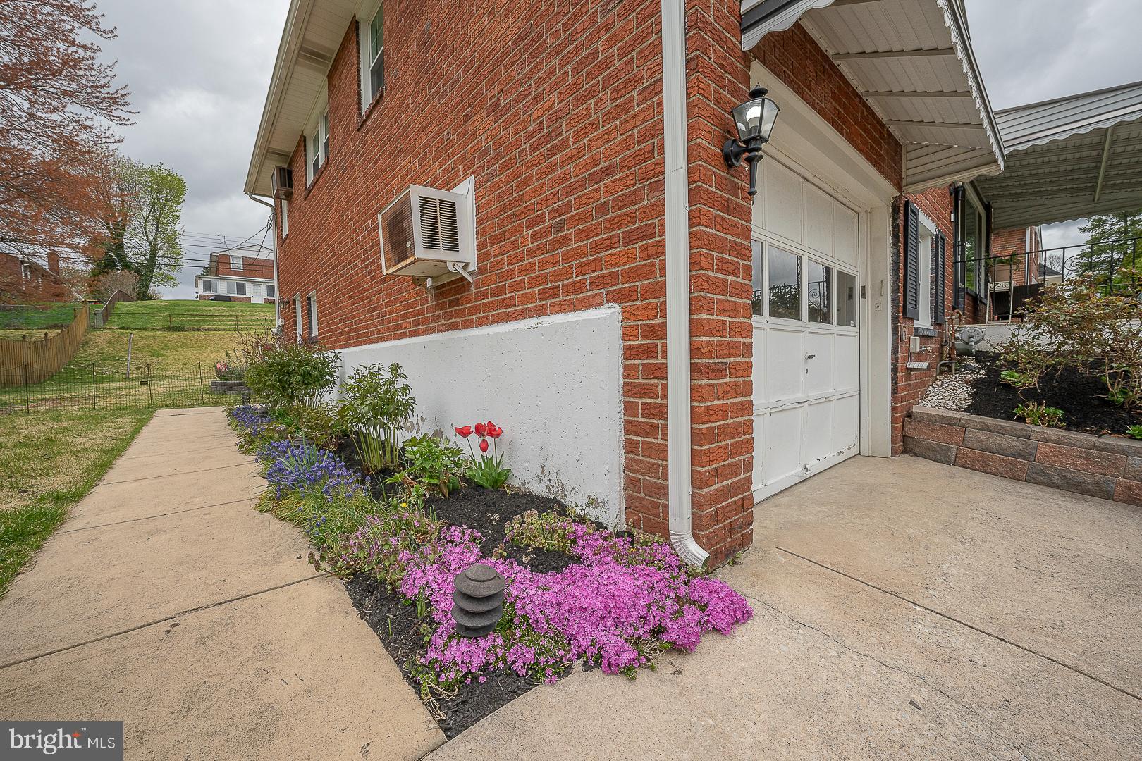 VALLEY VIEW - Residential