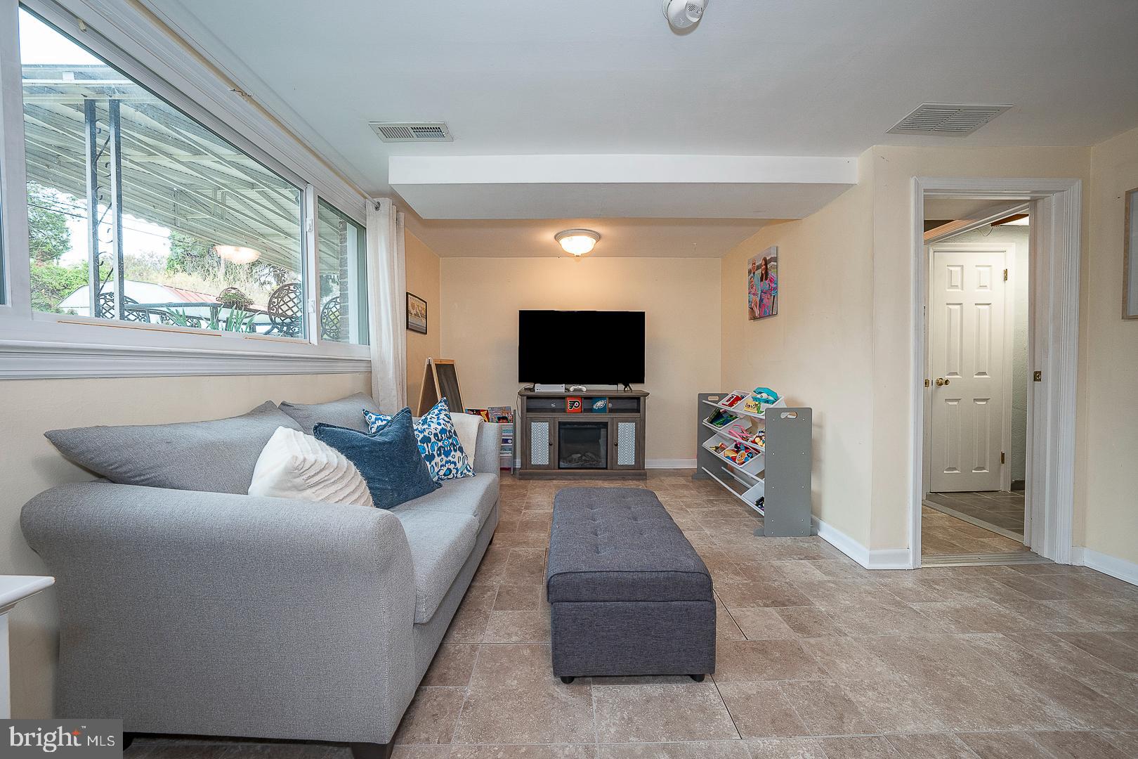 VALLEY VIEW - Residential