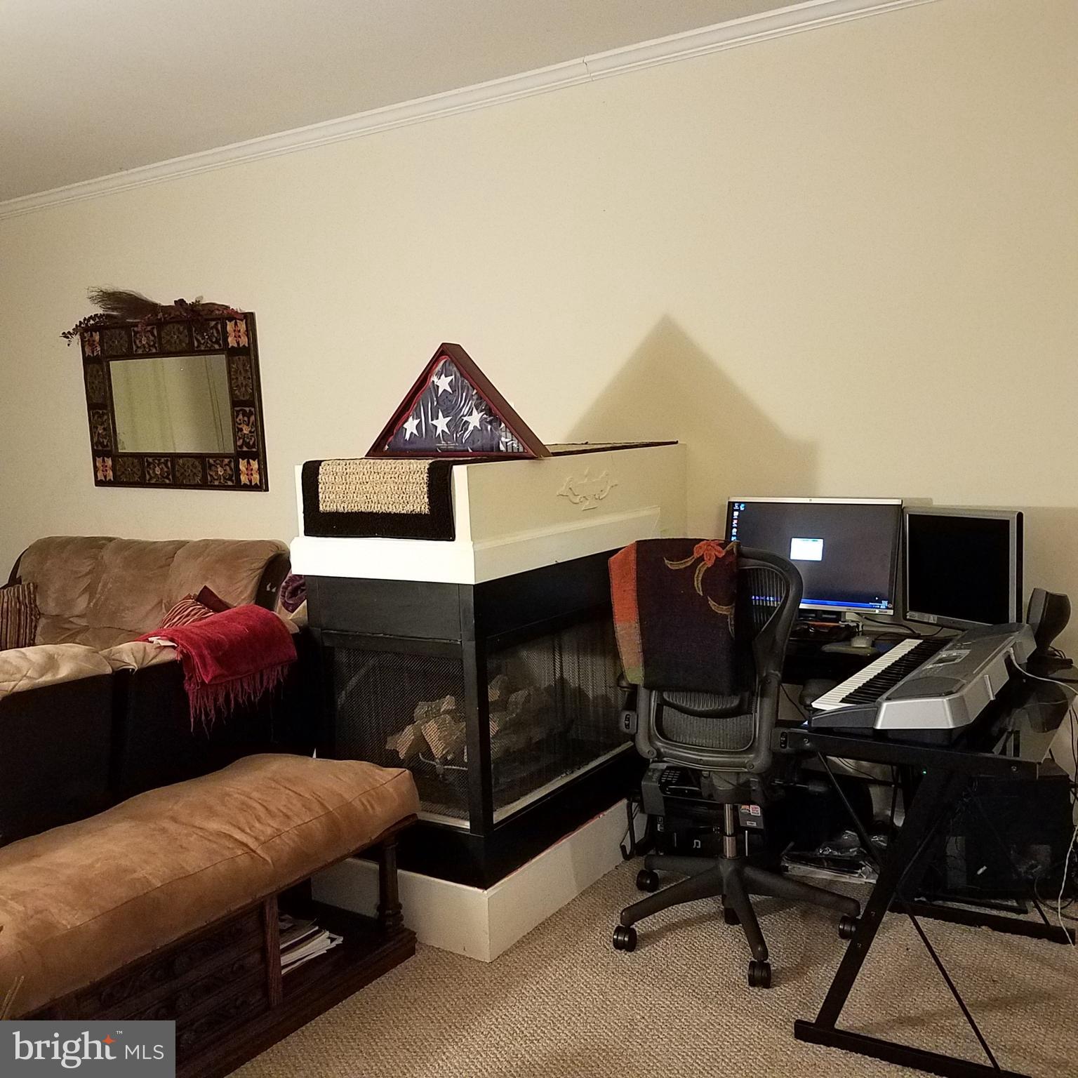 PINEY ORCHARD - Residential Lease