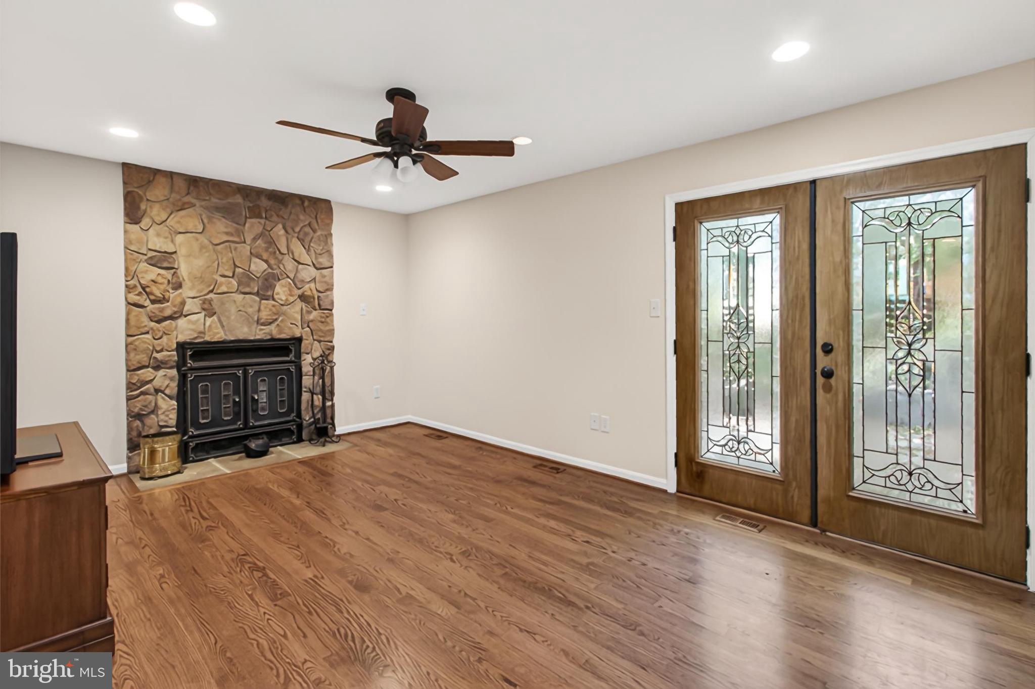 PLEASANT VALLEY - Residential