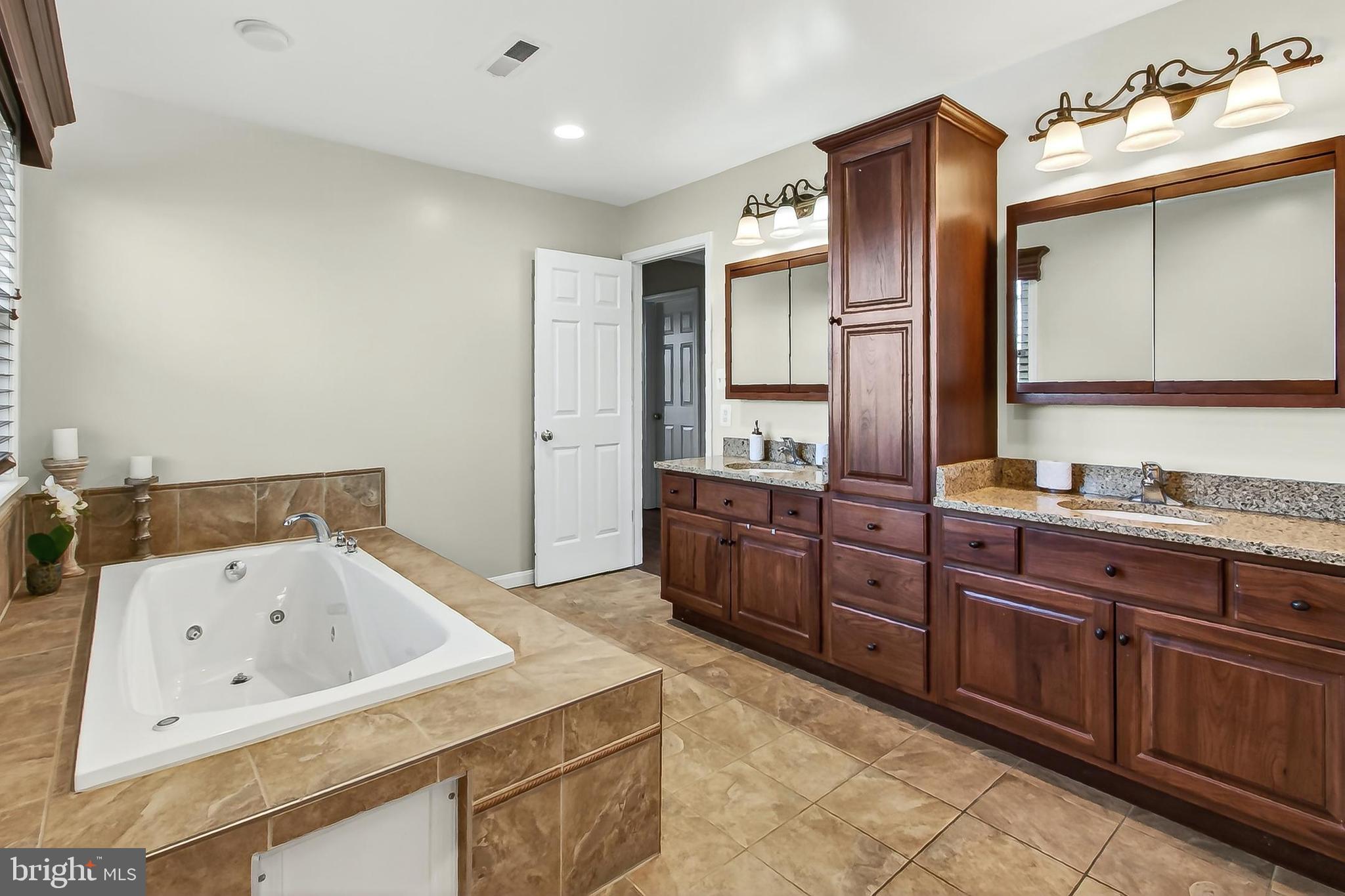 PLEASANT VALLEY - Residential