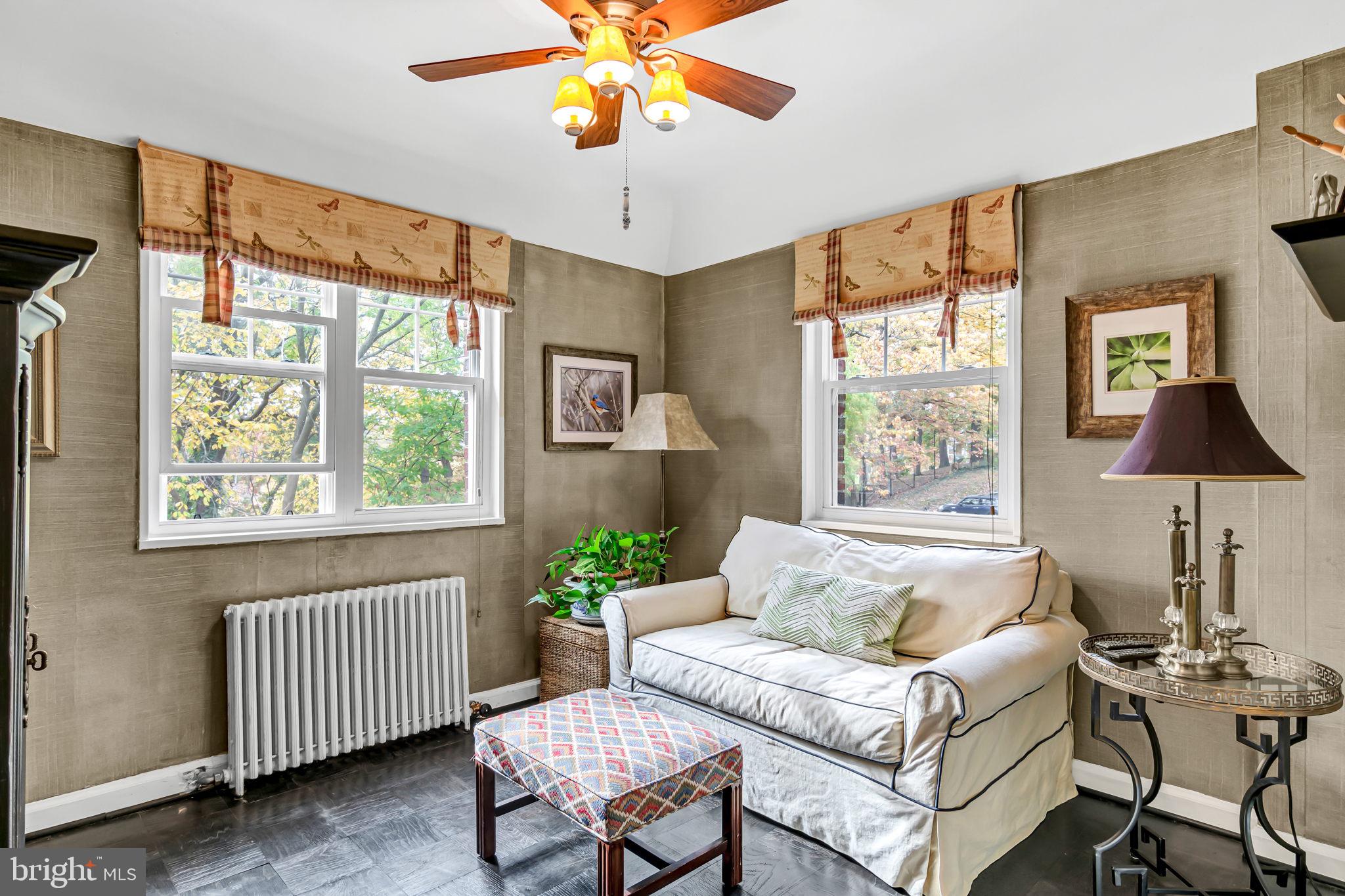 ROSSLYN HEIGHTS - Residential Lease