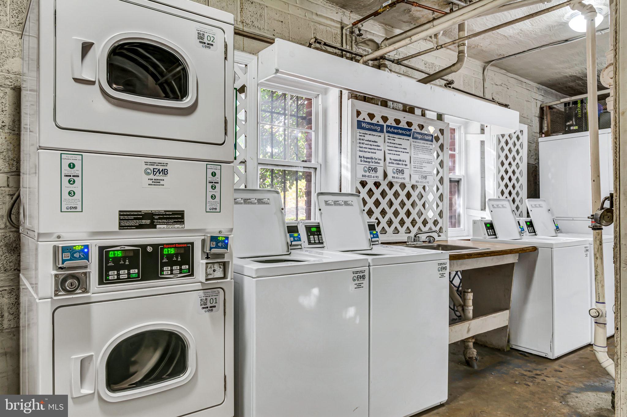 ROSSLYN HEIGHTS - Residential Lease