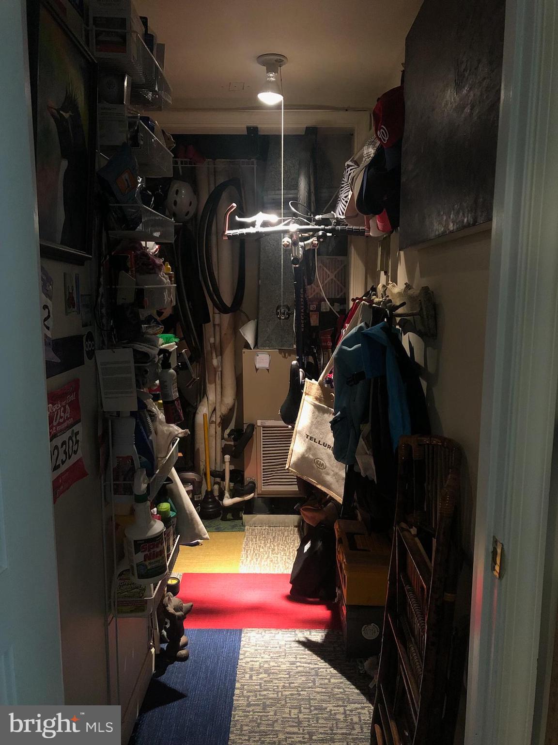 ROSSLYN HEIGHTS - Residential Lease