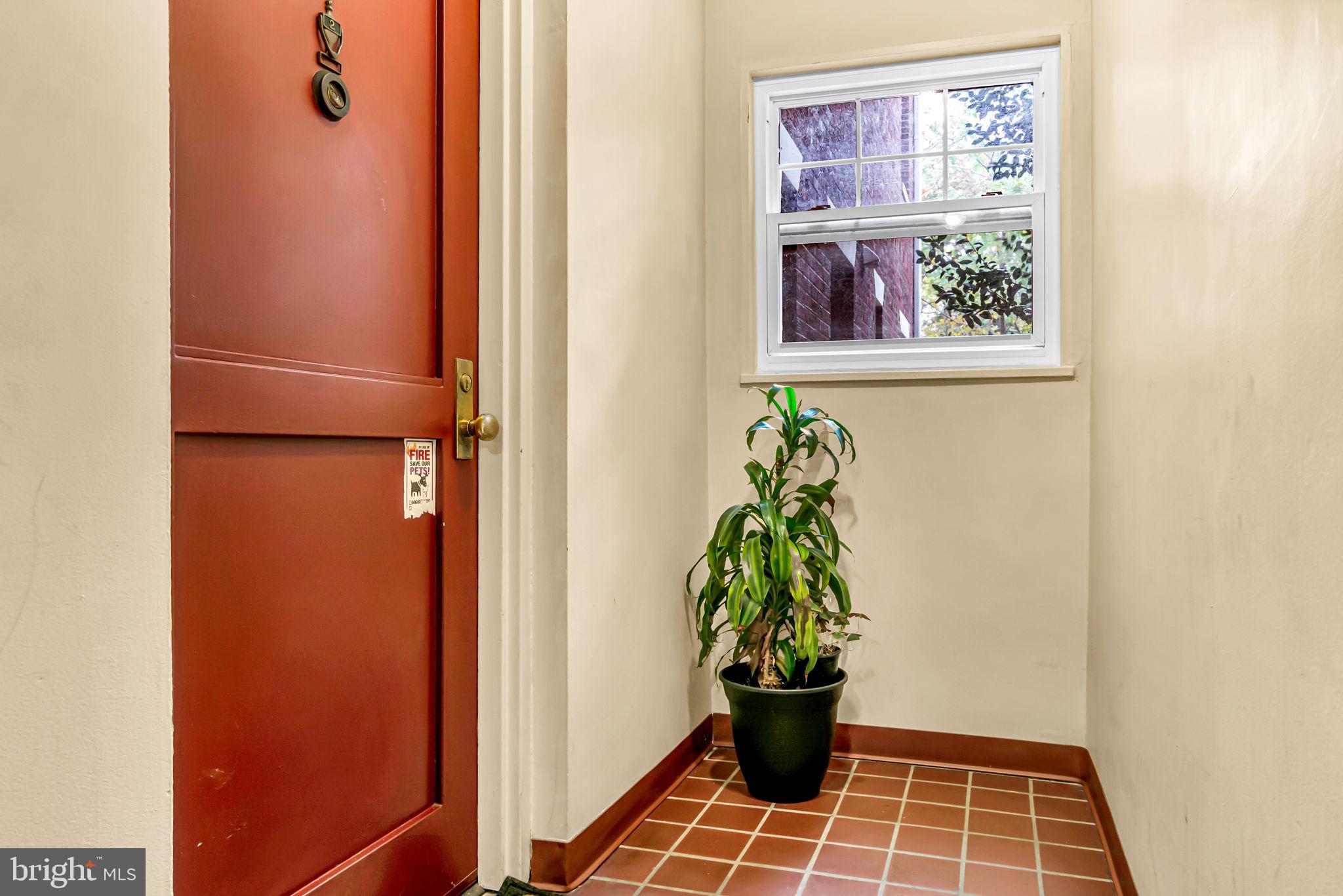 ROSSLYN HEIGHTS - Residential Lease