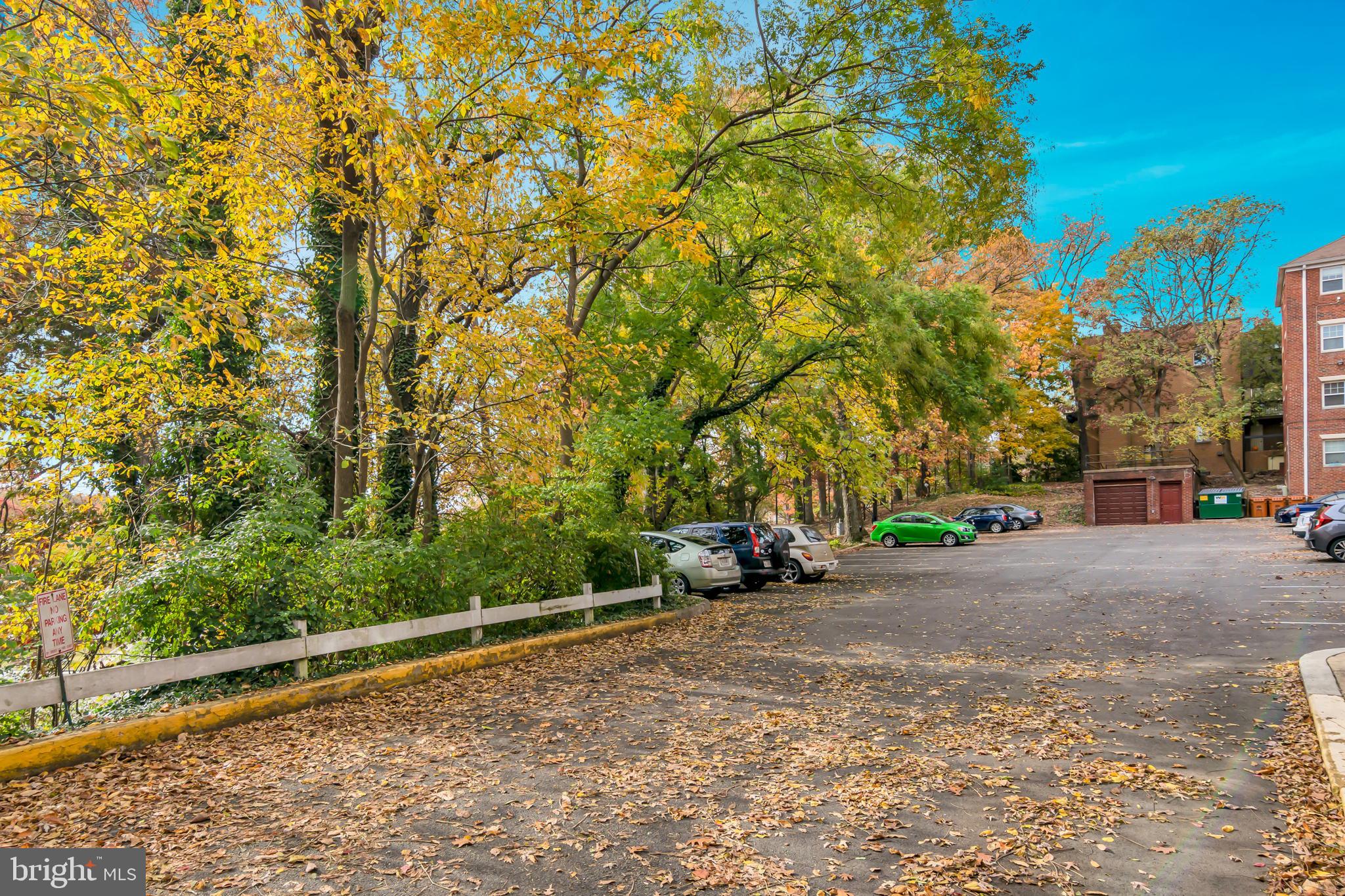 ROSSLYN HEIGHTS - Residential Lease