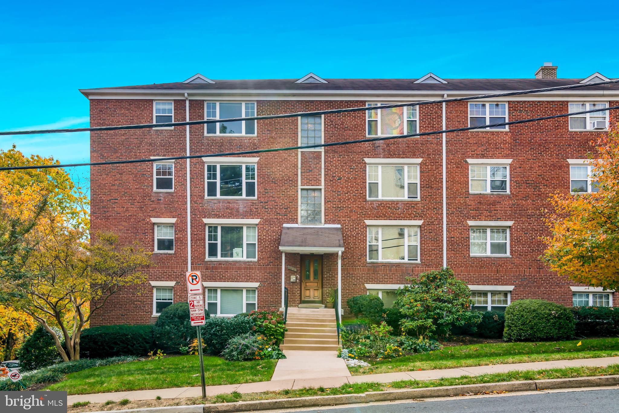 ROSSLYN HEIGHTS - Residential Lease