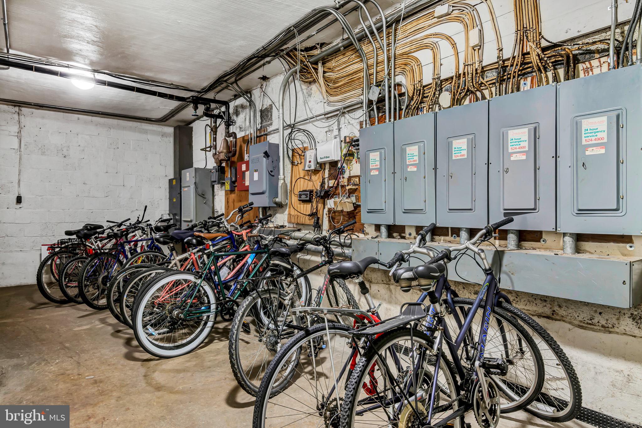 ROSSLYN HEIGHTS - Residential Lease