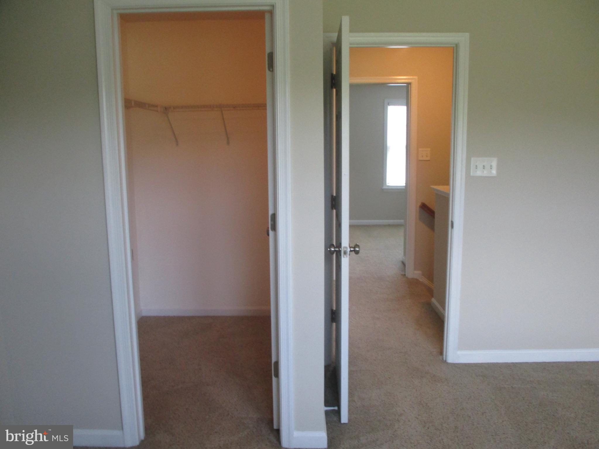 CARRIAGE HILL - Residential