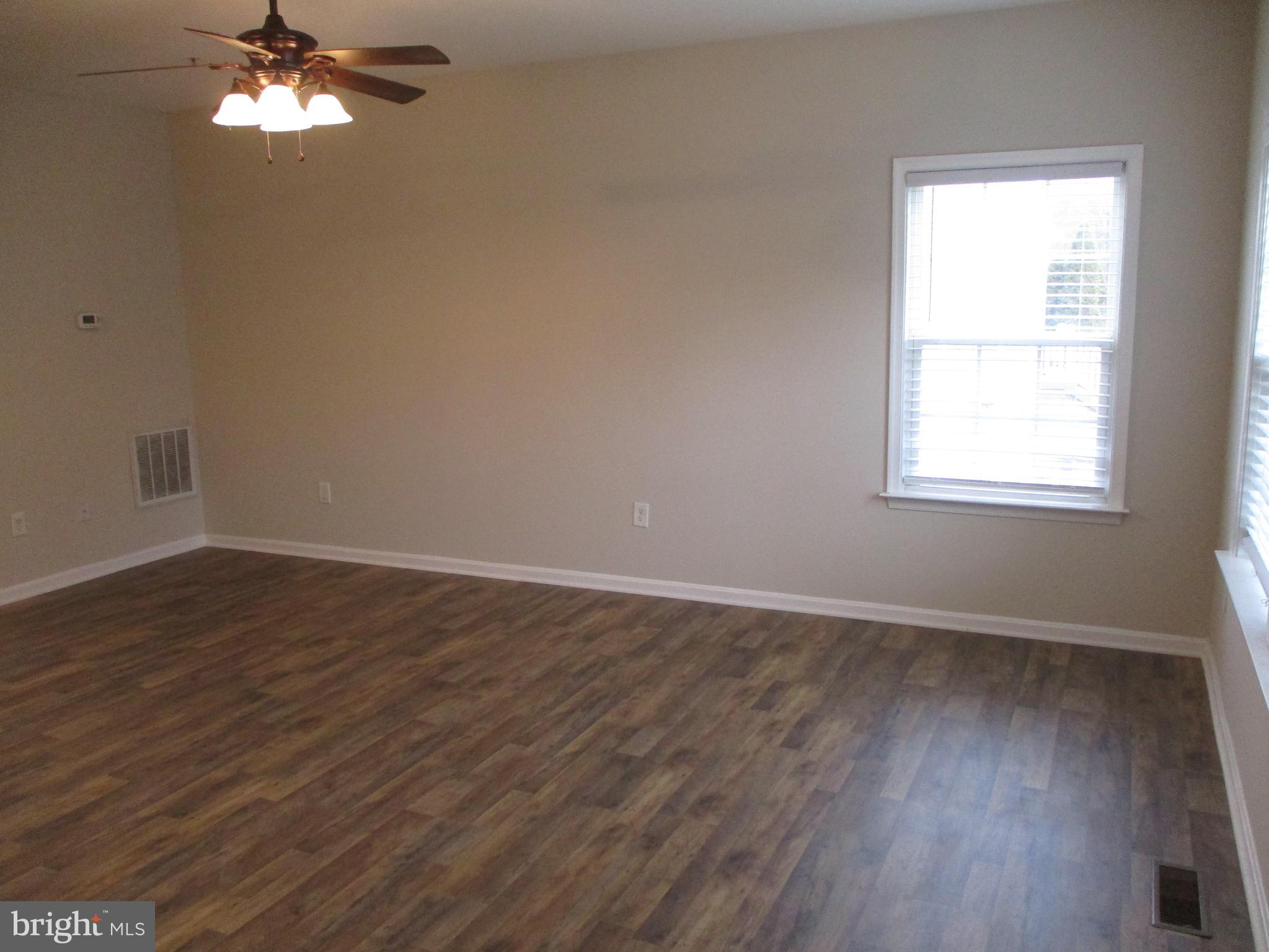 CARRIAGE HILL - Residential