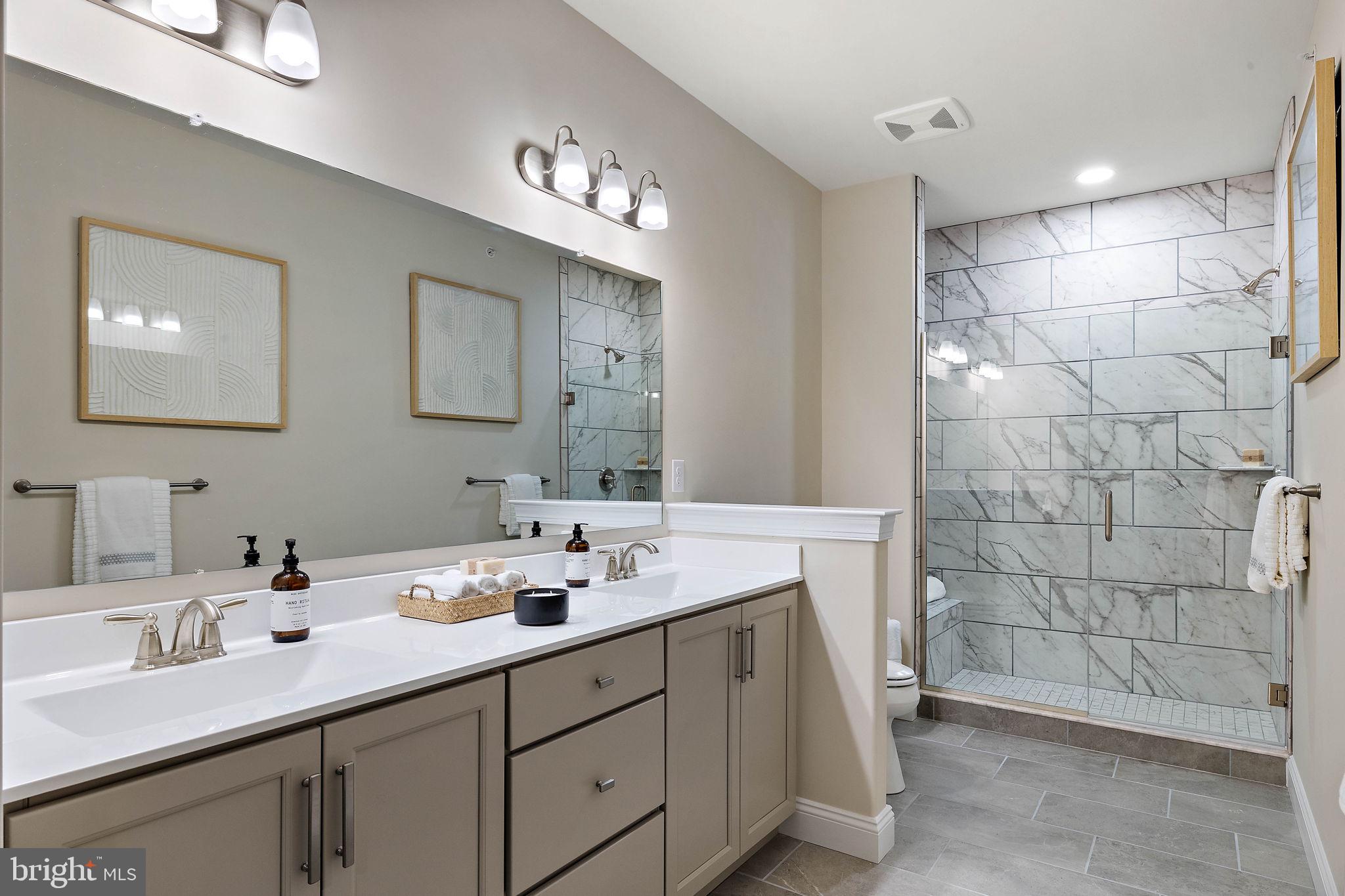 BRIAR CREEK - Residential