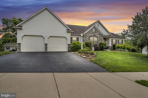 7037 KENDALE DRIVE HARRISBURG PA 17111