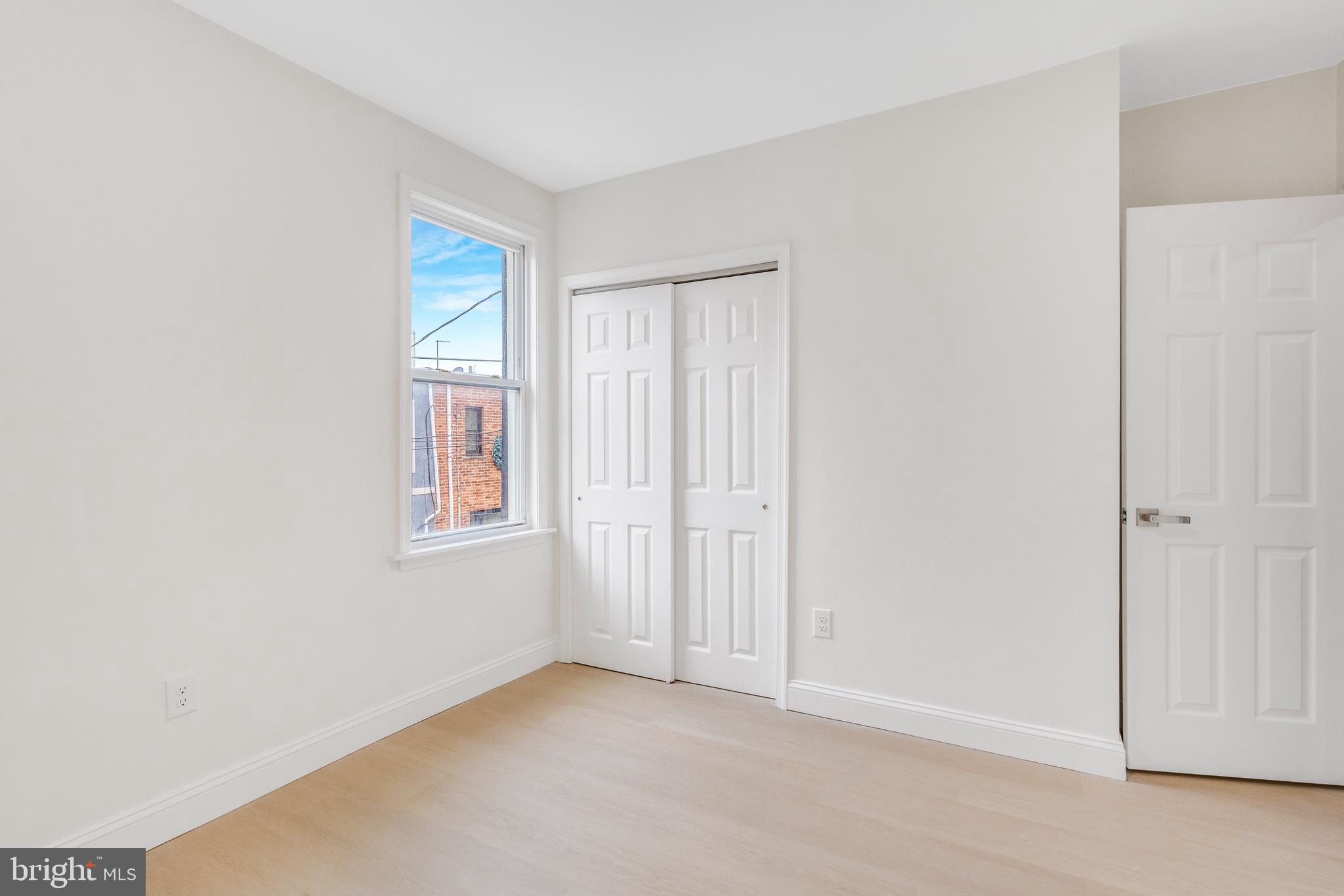 DICKINSON NARROWS - Residential