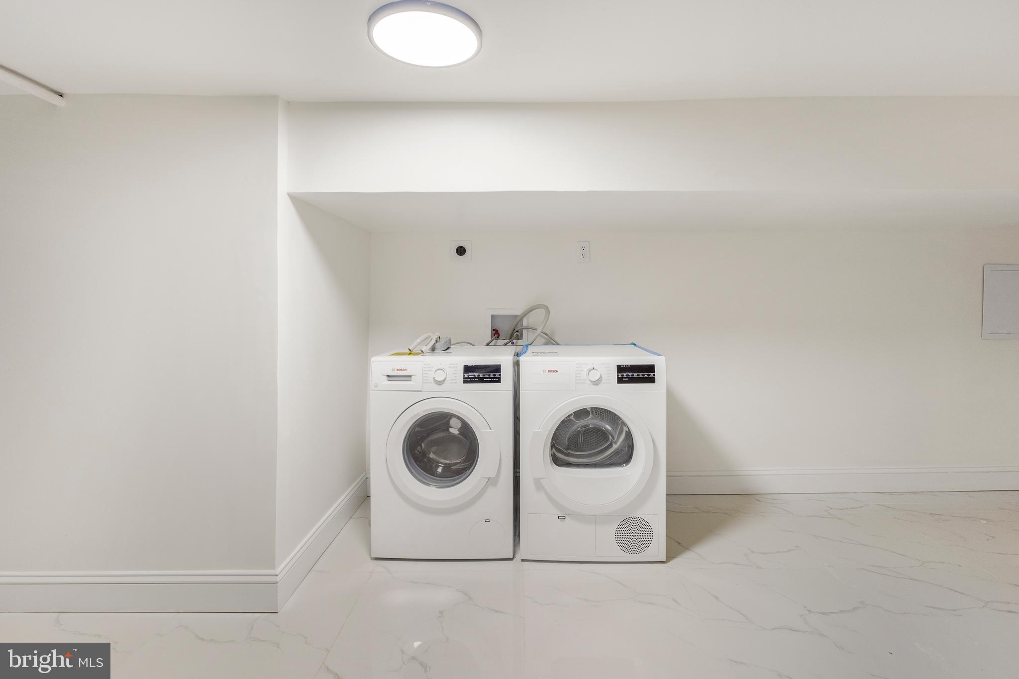 DICKINSON NARROWS - Residential