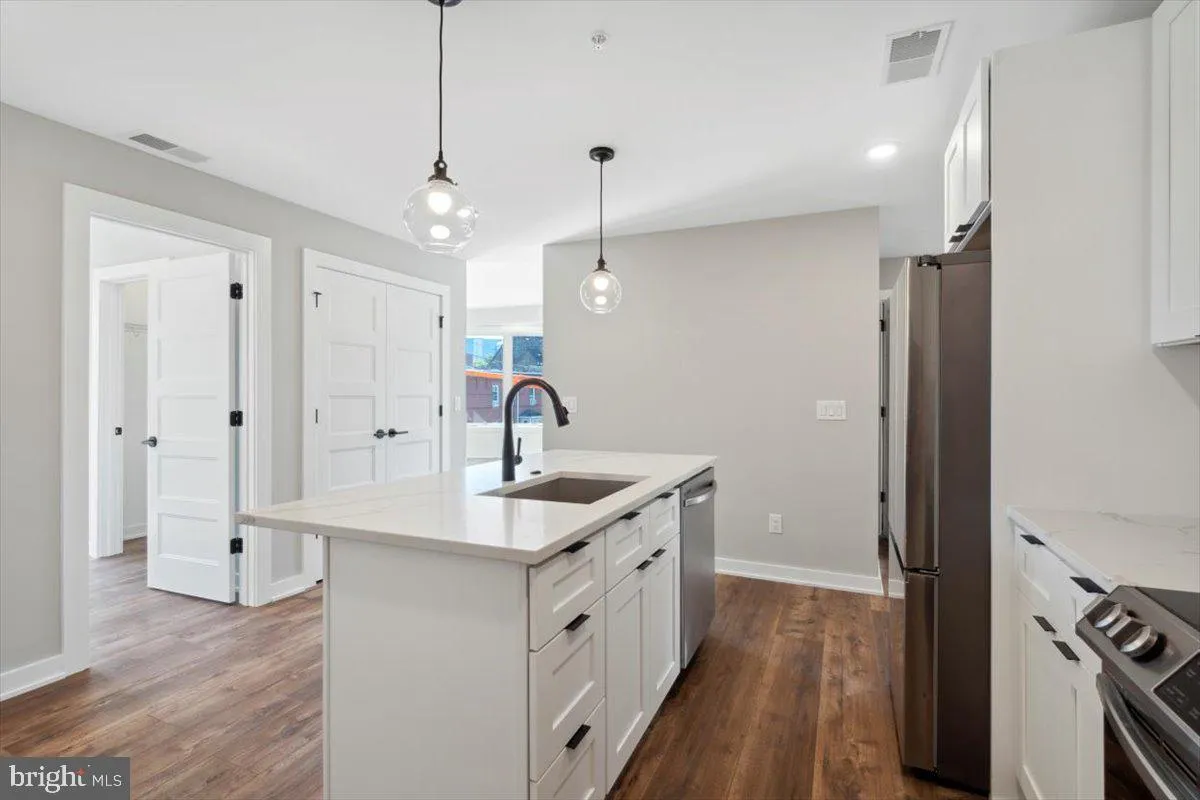 Philadelphia, Pennsylvania 19104, United States, 3 Bedrooms Bedrooms, ,3 BathroomsBathrooms,Residential,Active,10661