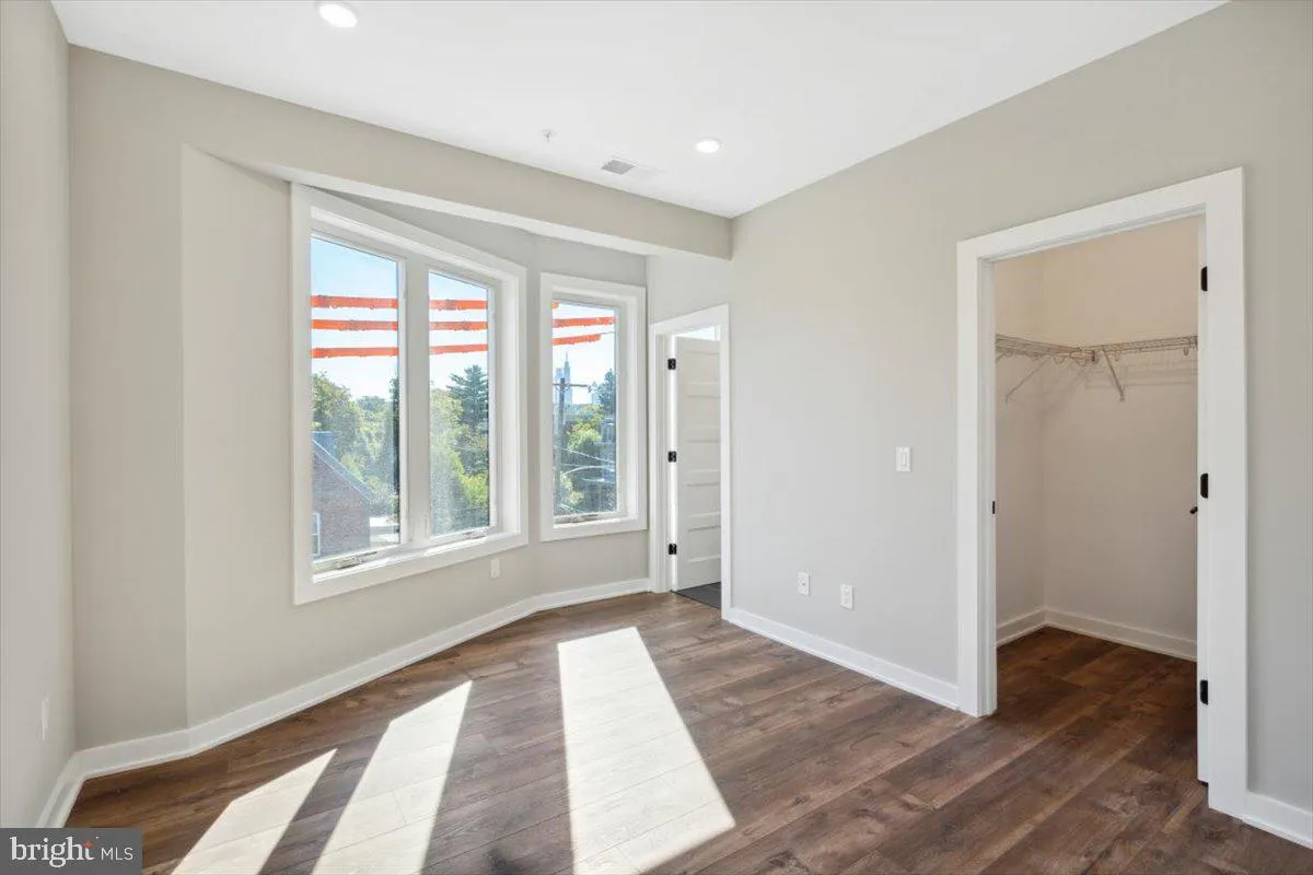 Philadelphia, Pennsylvania 19104, United States, 3 Bedrooms Bedrooms, ,3 BathroomsBathrooms,Residential,Active,10661