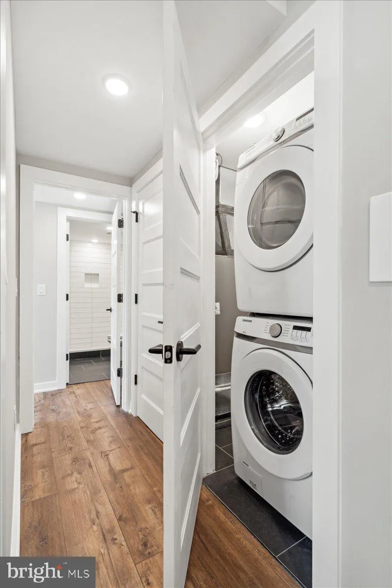 Philadelphia, Pennsylvania 19104, United States, 3 Bedrooms Bedrooms, ,3 BathroomsBathrooms,Residential,Active,10661