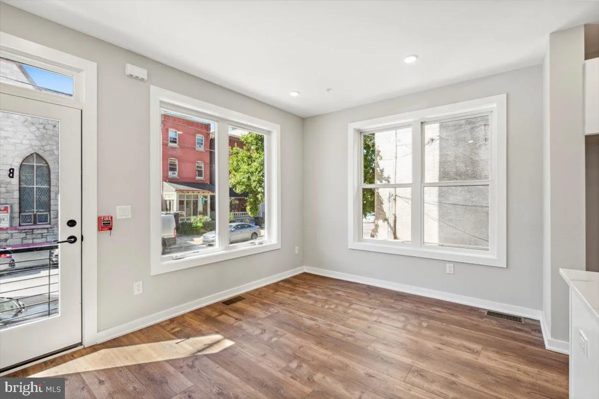 Philadelphia, Pennsylvania 19104, United States, 3 Bedrooms Bedrooms, ,3 BathroomsBathrooms,Residential,Active,10661