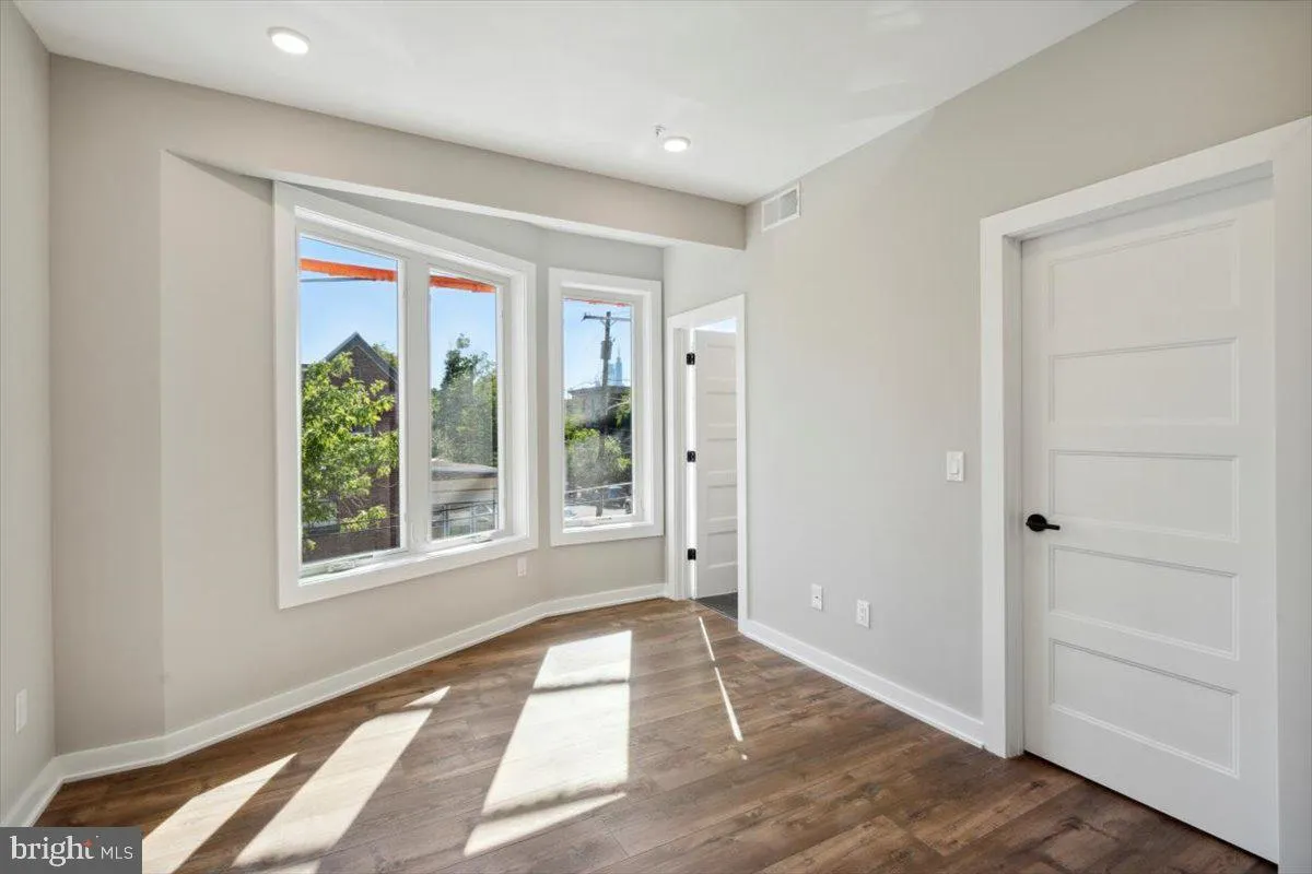 Philadelphia, Pennsylvania 19104, United States, 3 Bedrooms Bedrooms, ,3 BathroomsBathrooms,Residential,Active,10661