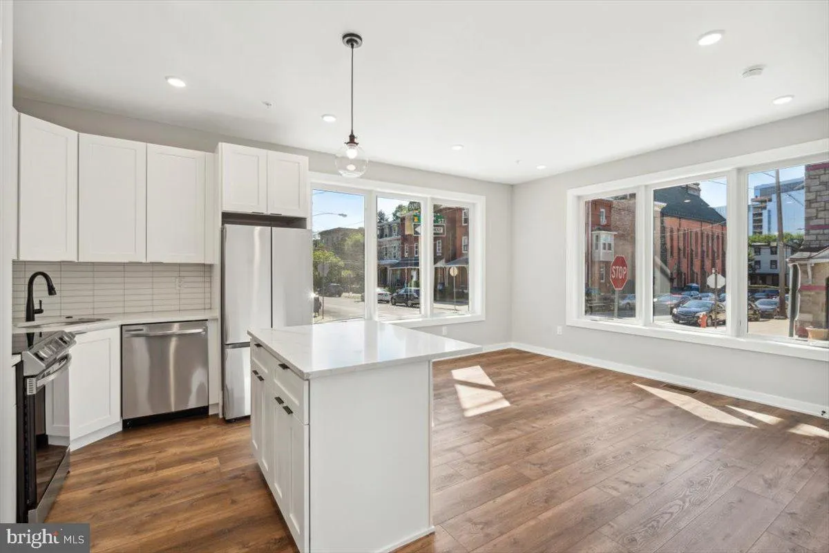 Philadelphia, Pennsylvania 19104, United States, 3 Bedrooms Bedrooms, ,3 BathroomsBathrooms,Residential,Active,10661