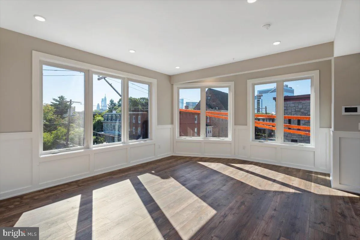 Philadelphia, Pennsylvania 19104, United States, 3 Bedrooms Bedrooms, ,3 BathroomsBathrooms,Residential,Active,10661