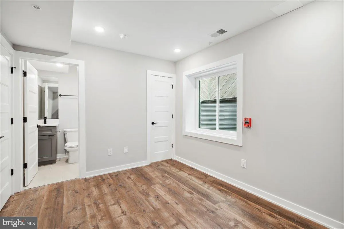 Philadelphia, Pennsylvania 19104, United States, 3 Bedrooms Bedrooms, ,3 BathroomsBathrooms,Residential,Active,10661