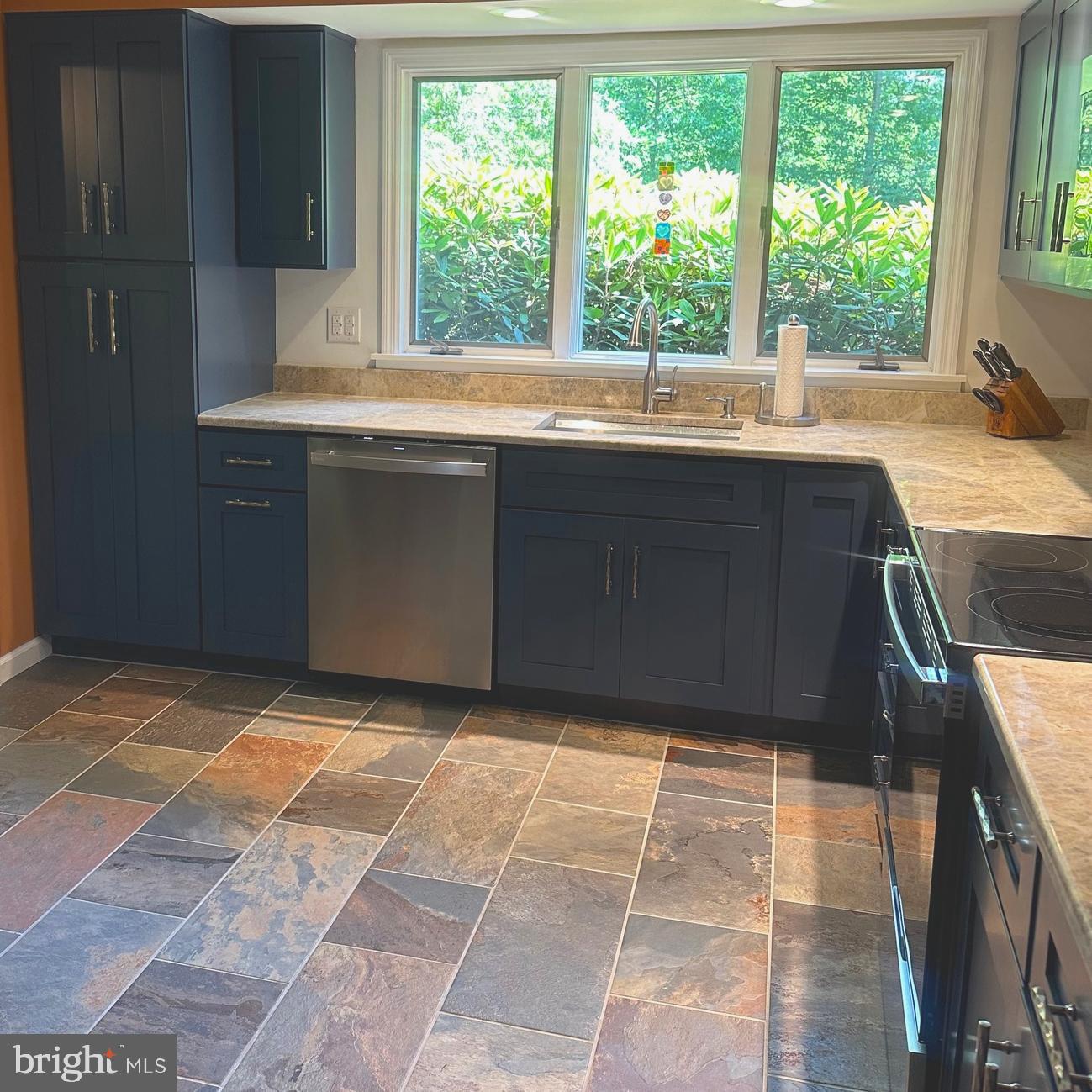 28 EDGEWOOD ROAD
