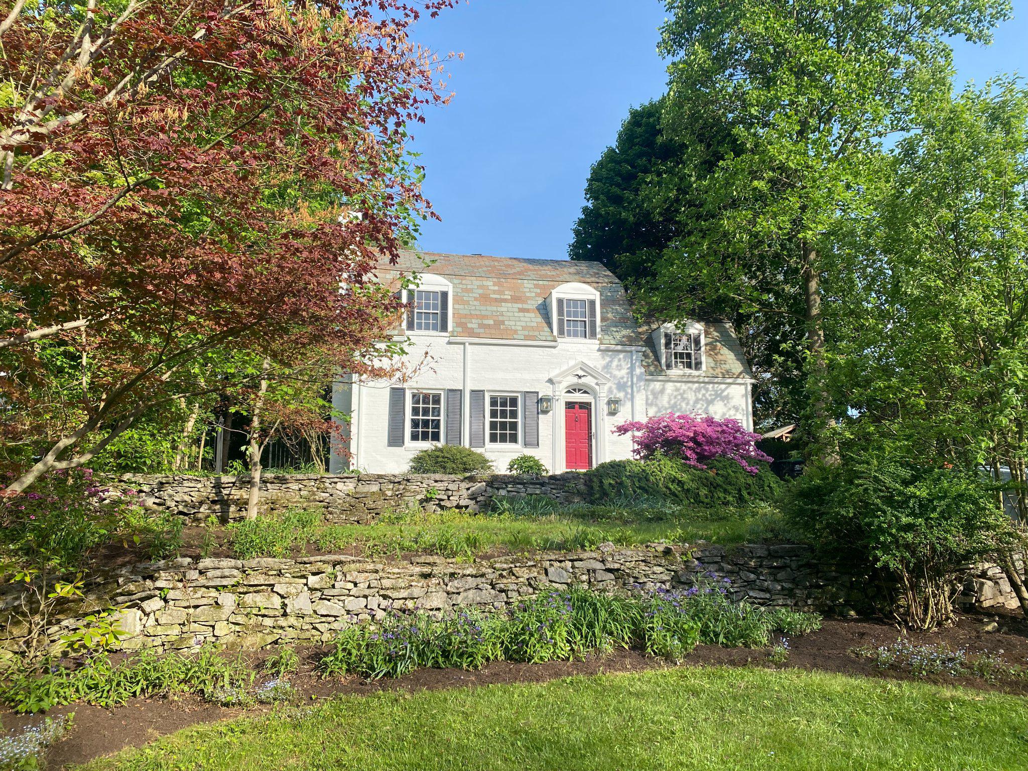 COLLEGE HEIGHTS - Residential