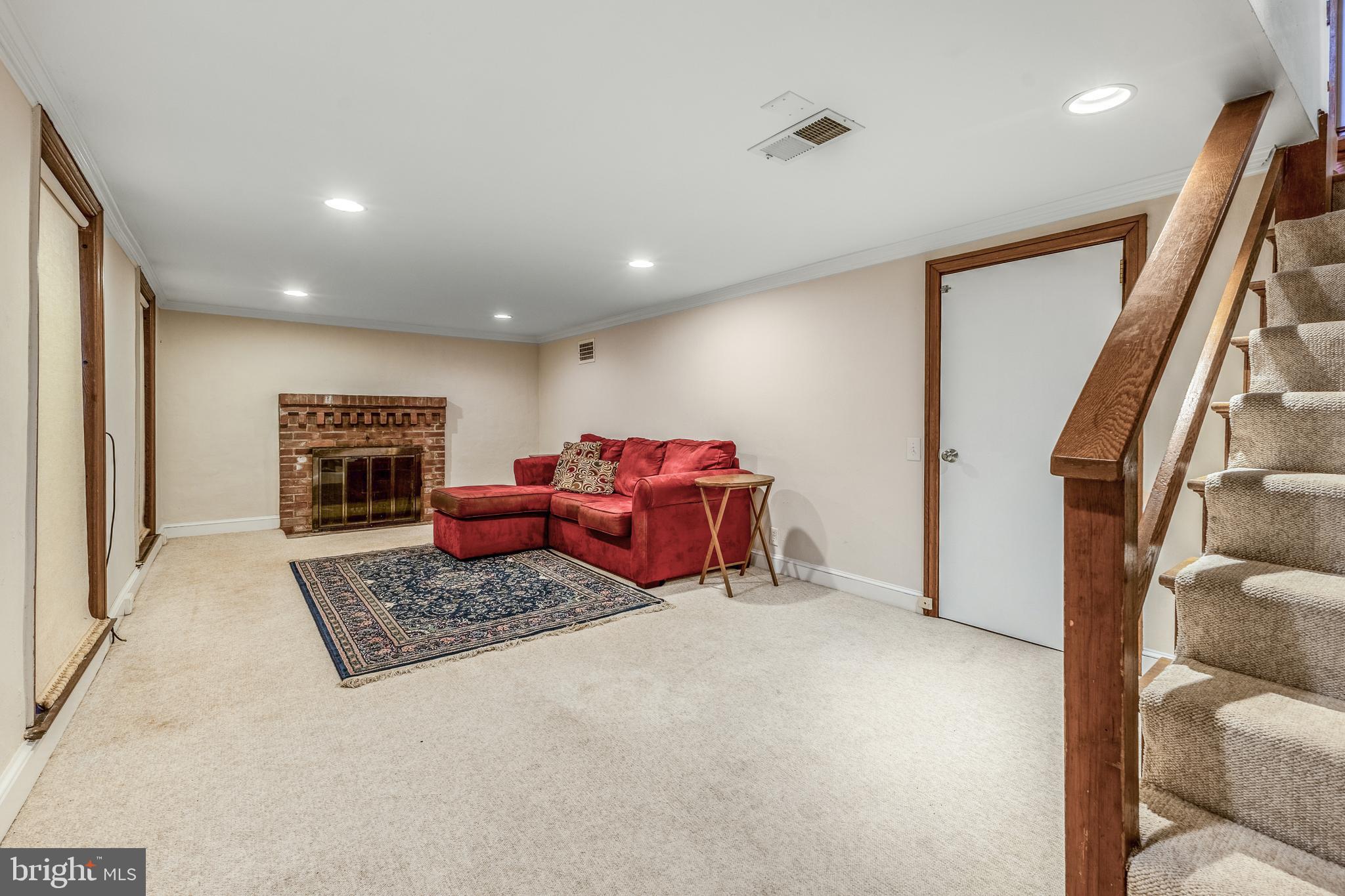 COLLEGE HEIGHTS - Residential