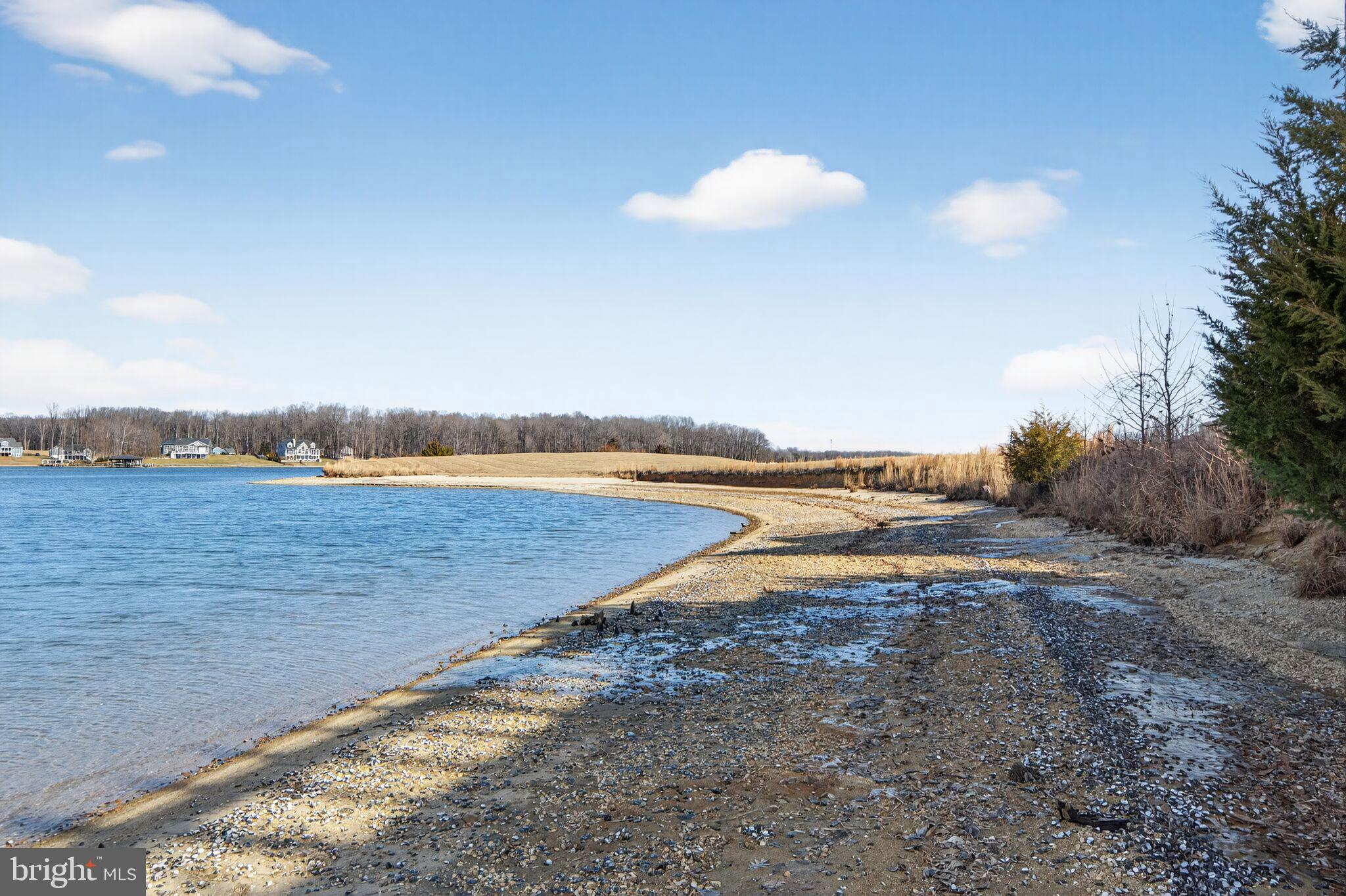 ROCK ISLAND LANDING - Residential
