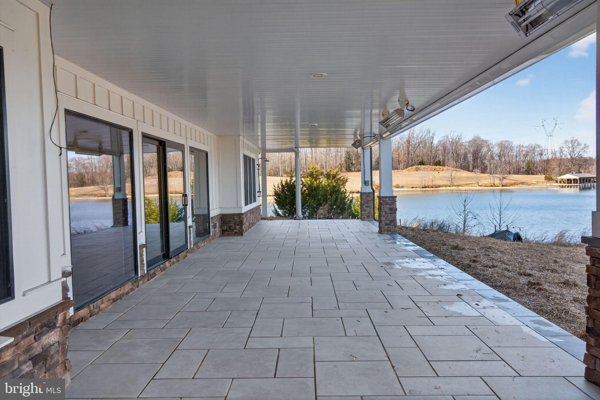 ROCK ISLAND LANDING - Residential