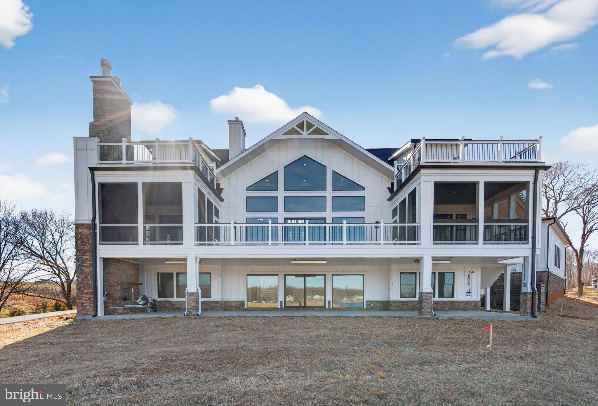 ROCK ISLAND LANDING - Residential