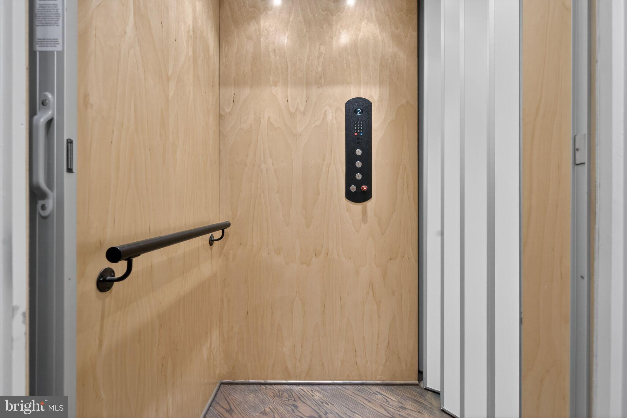 ROCK ISLAND LANDING - Residential