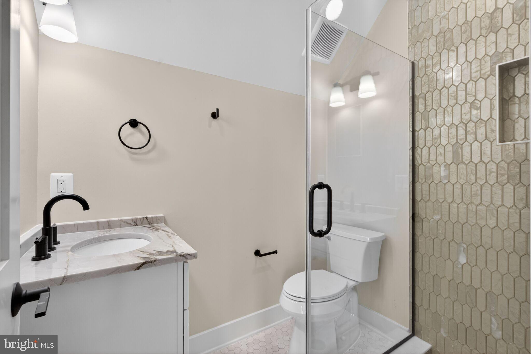 ROCK ISLAND LANDING - Residential