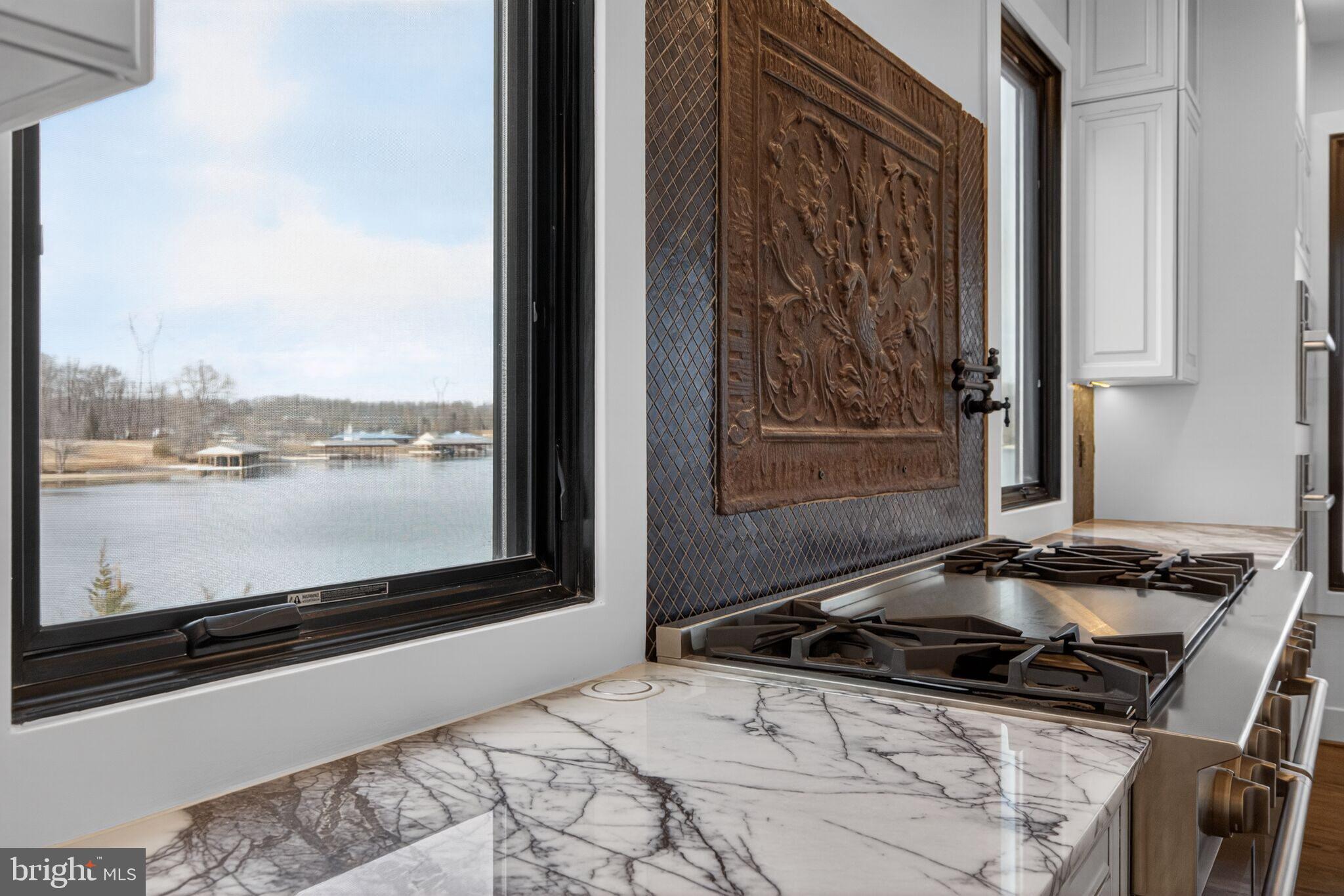 ROCK ISLAND LANDING - Residential